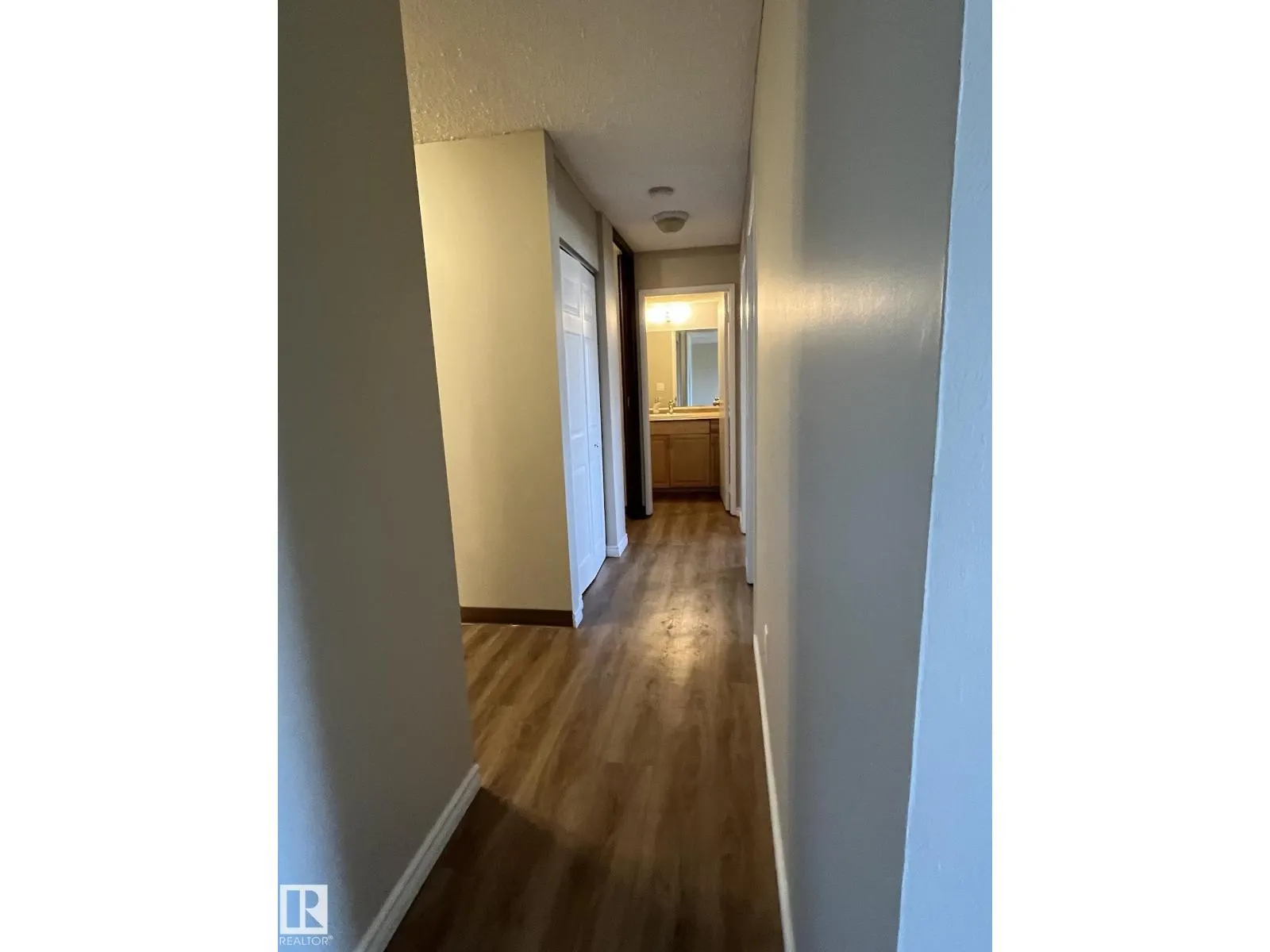 #205 51 BROWN ST