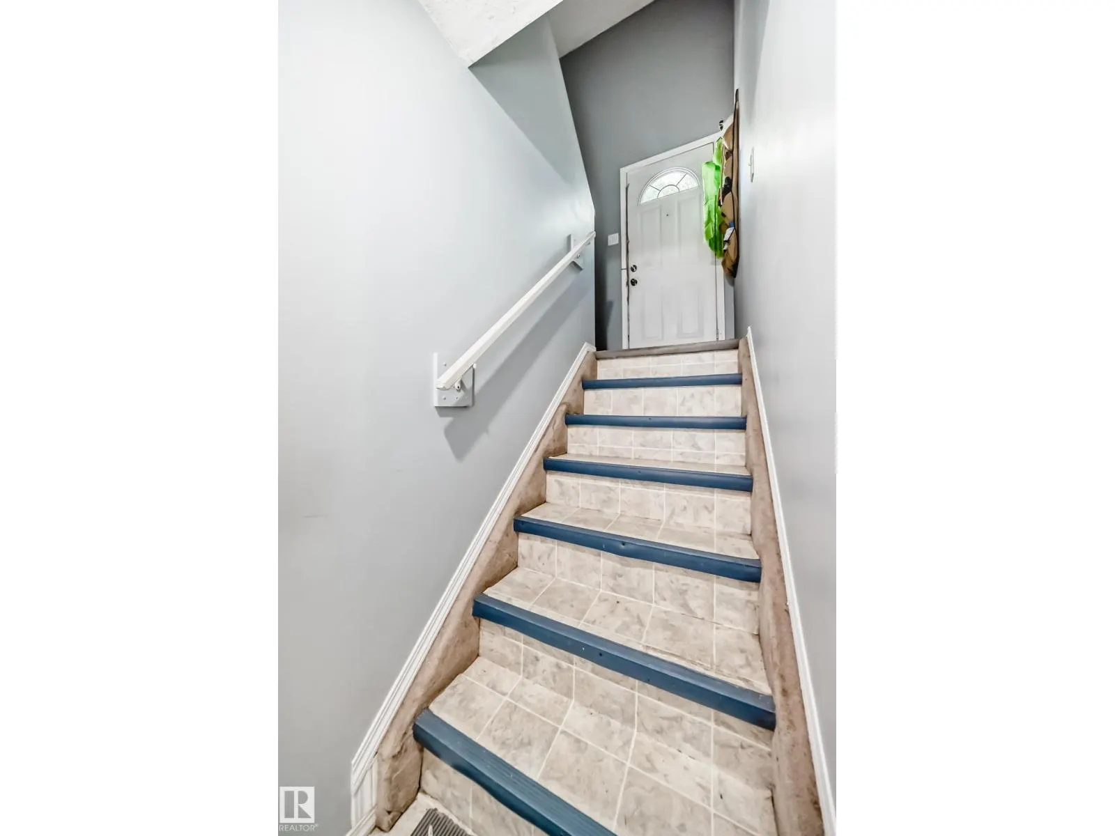 10017 153 ST NW