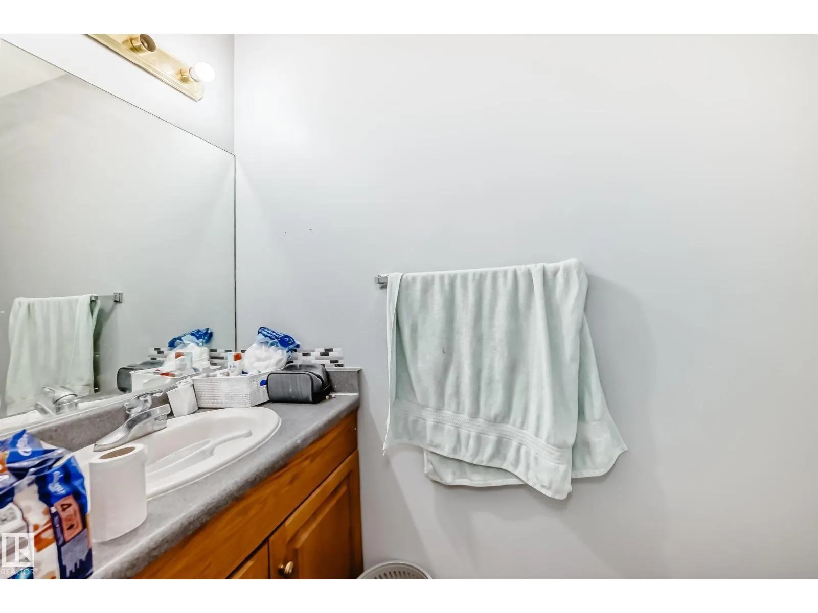 10017 153 ST NW