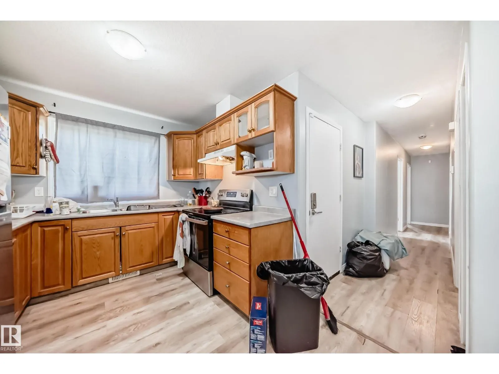 10017 153 ST NW