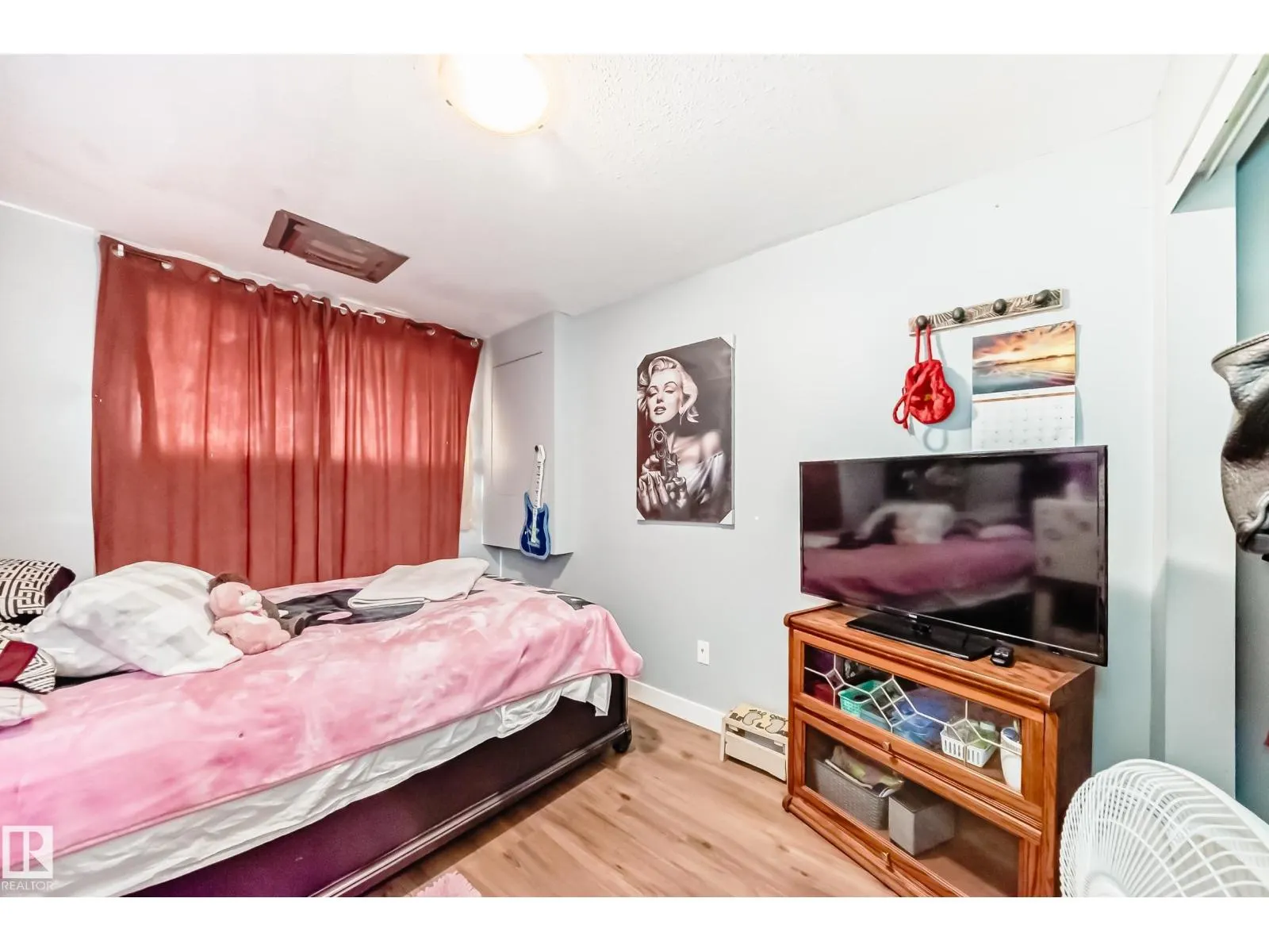 10017 153 ST NW