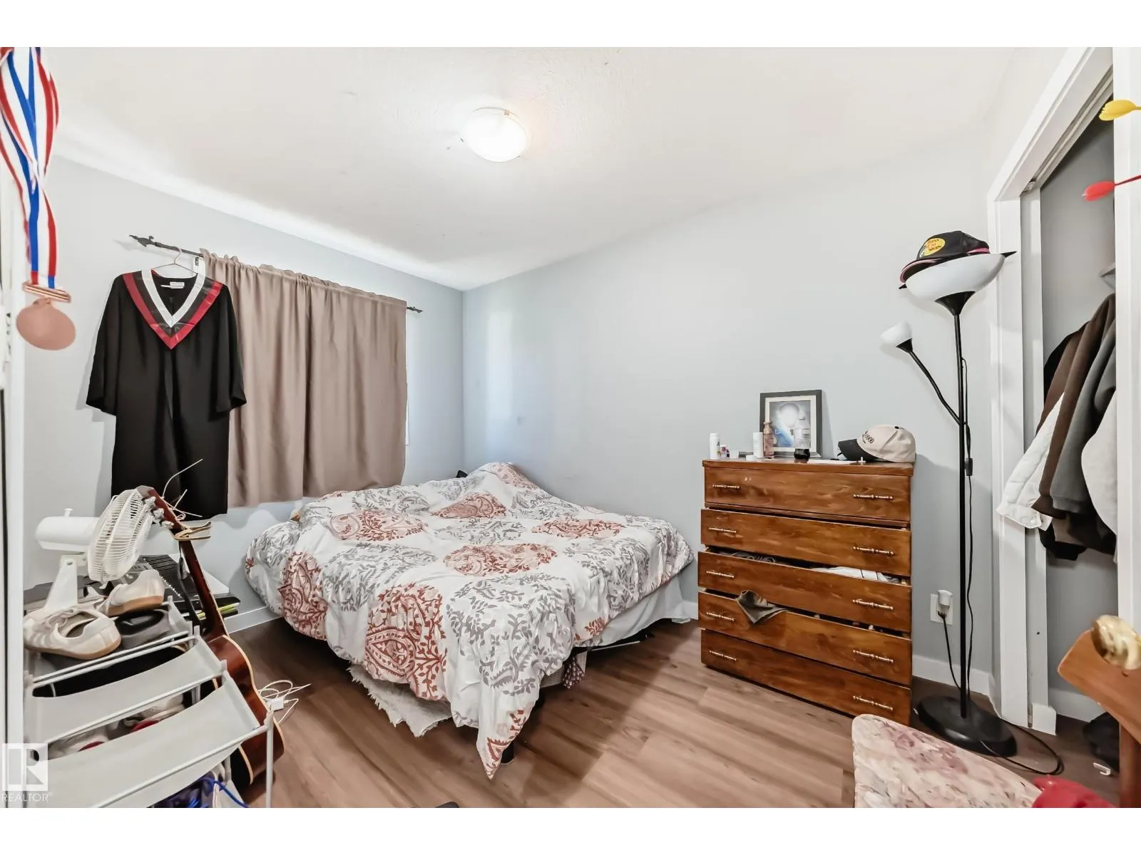 10017 153 ST NW