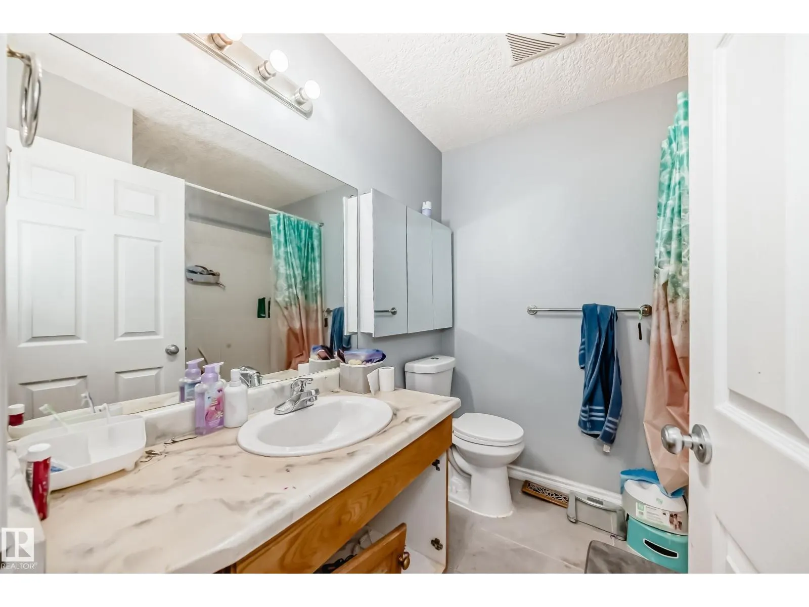 10017 153 ST NW