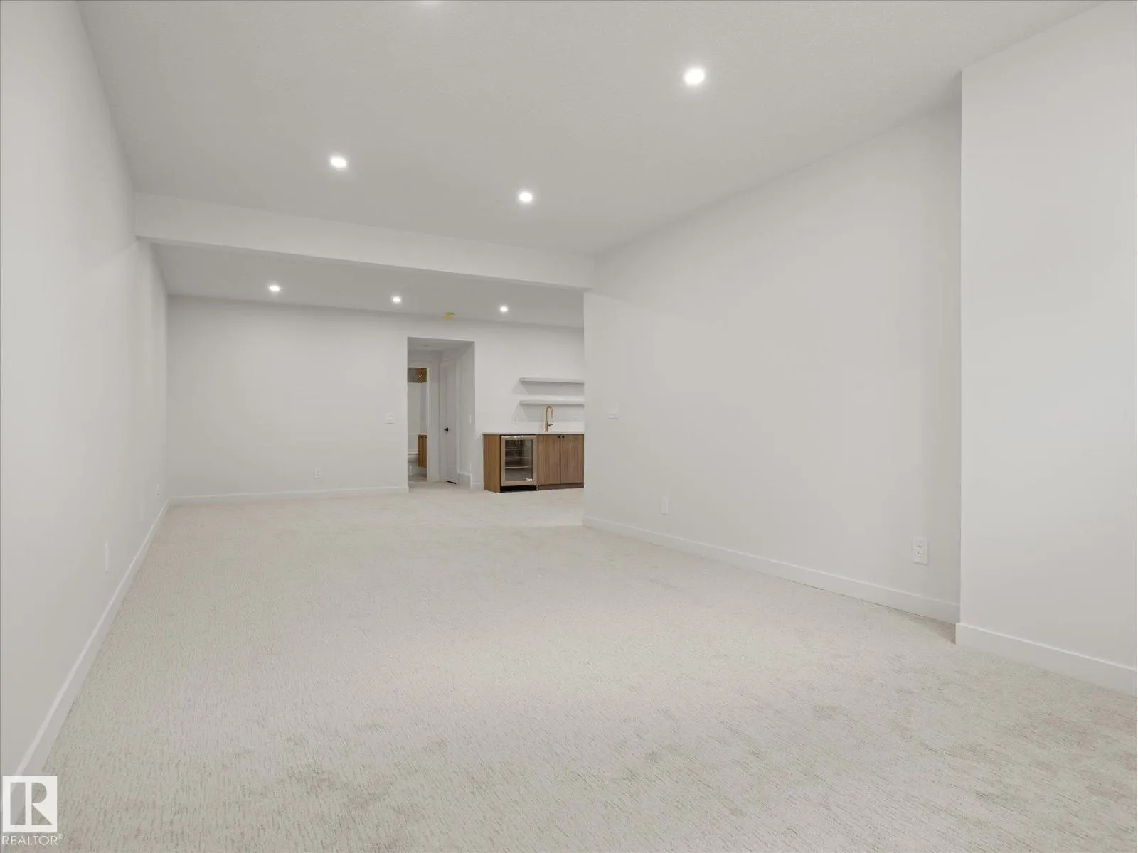 6303 109B AV NW
