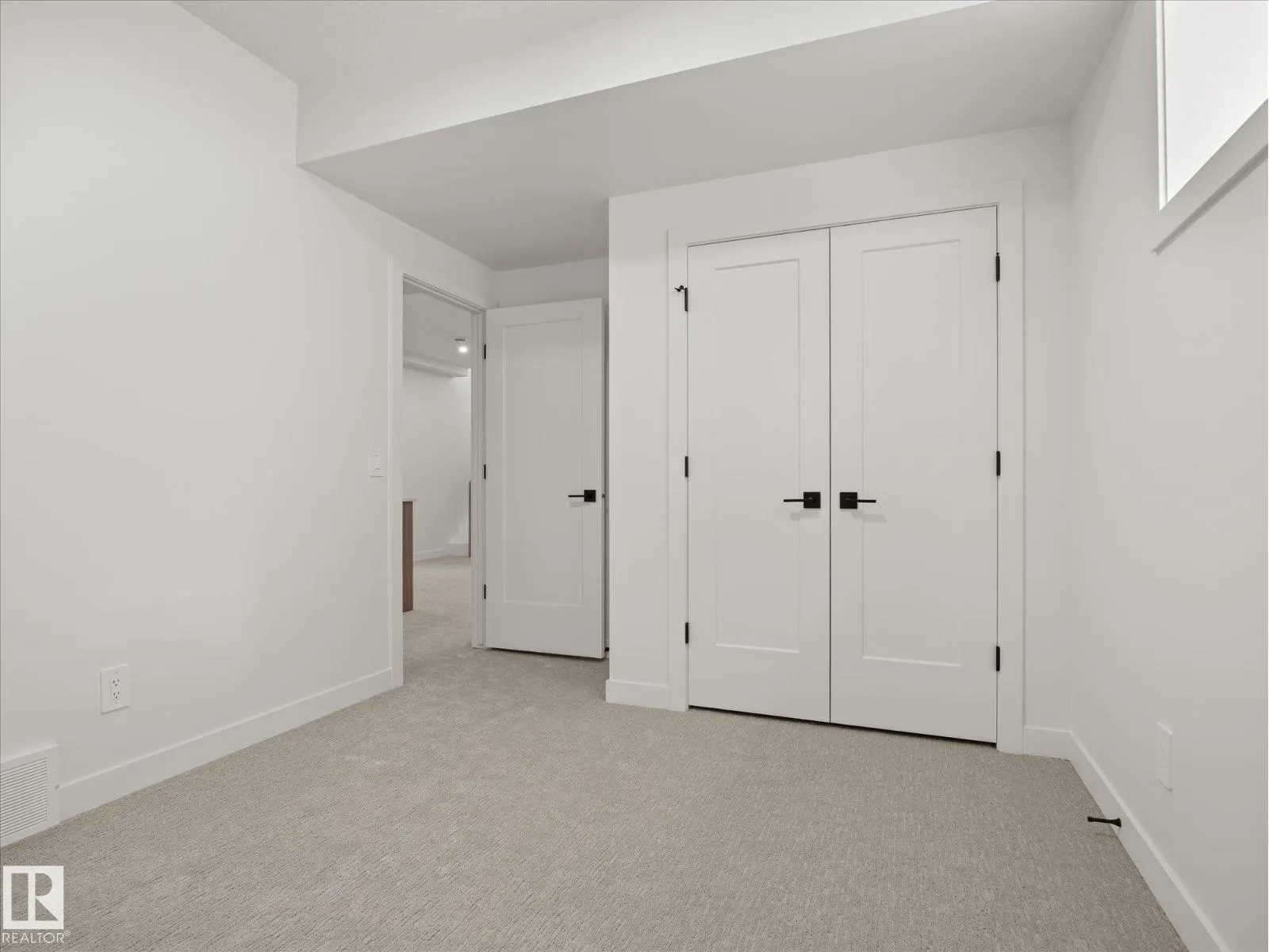 6303 109B AV NW