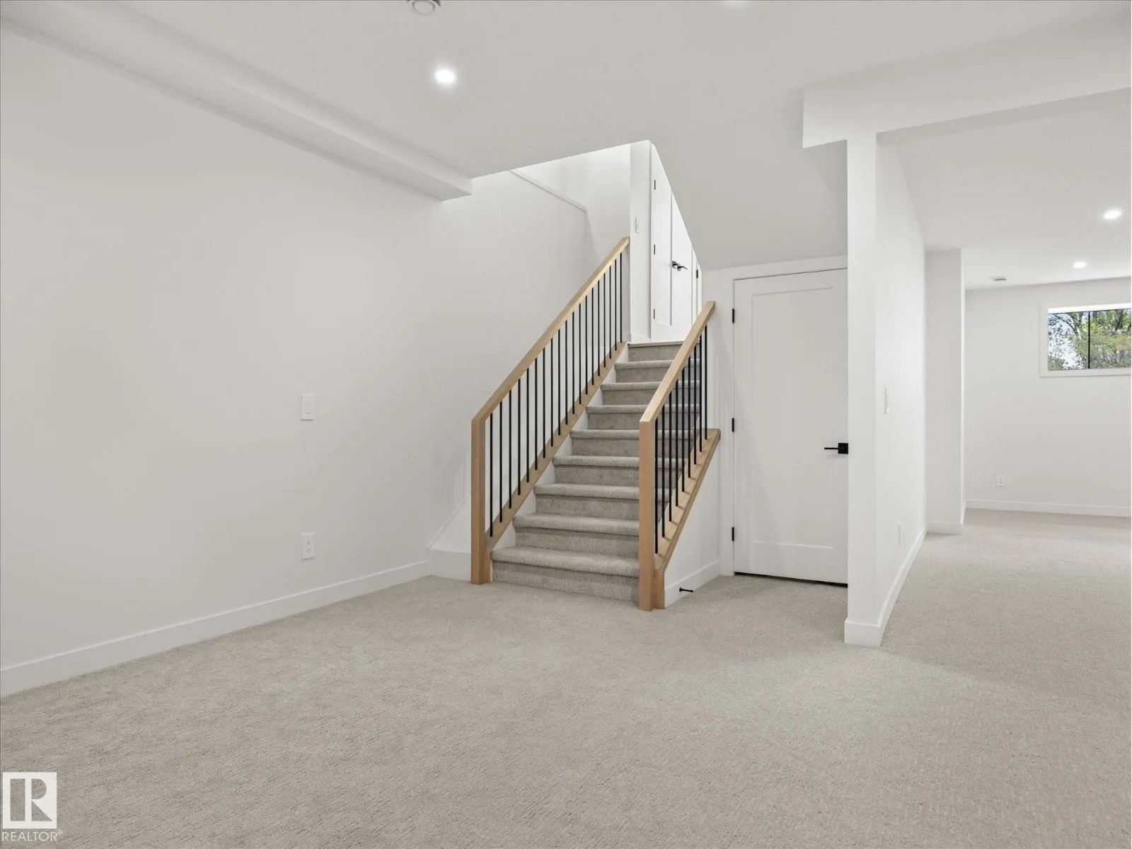 6303 109B AV NW