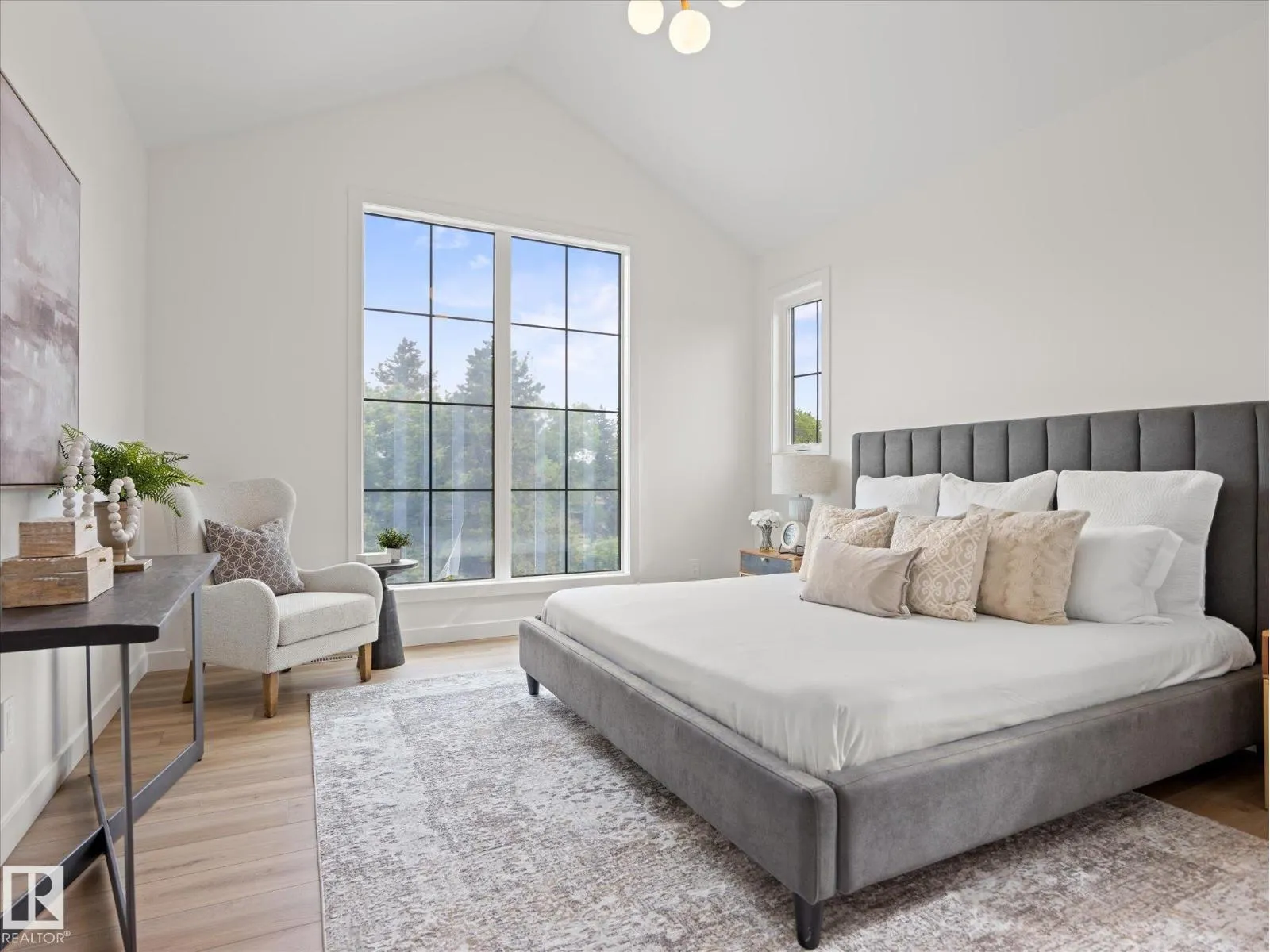 6303 109B AV NW