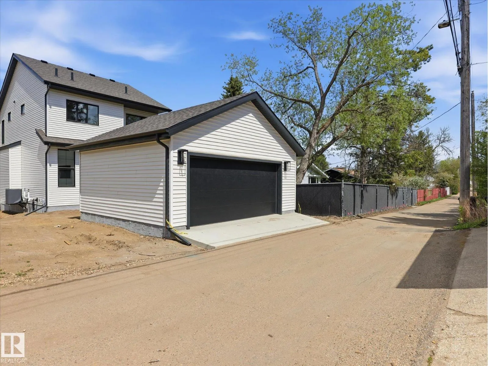 6303 109B AV NW