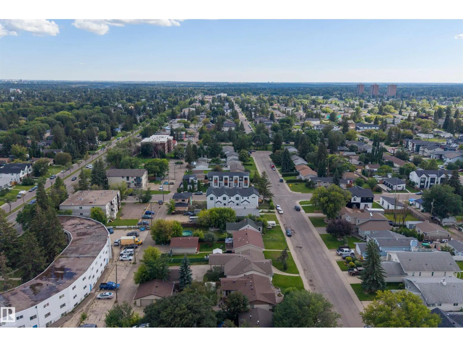 14930 94 AV NW