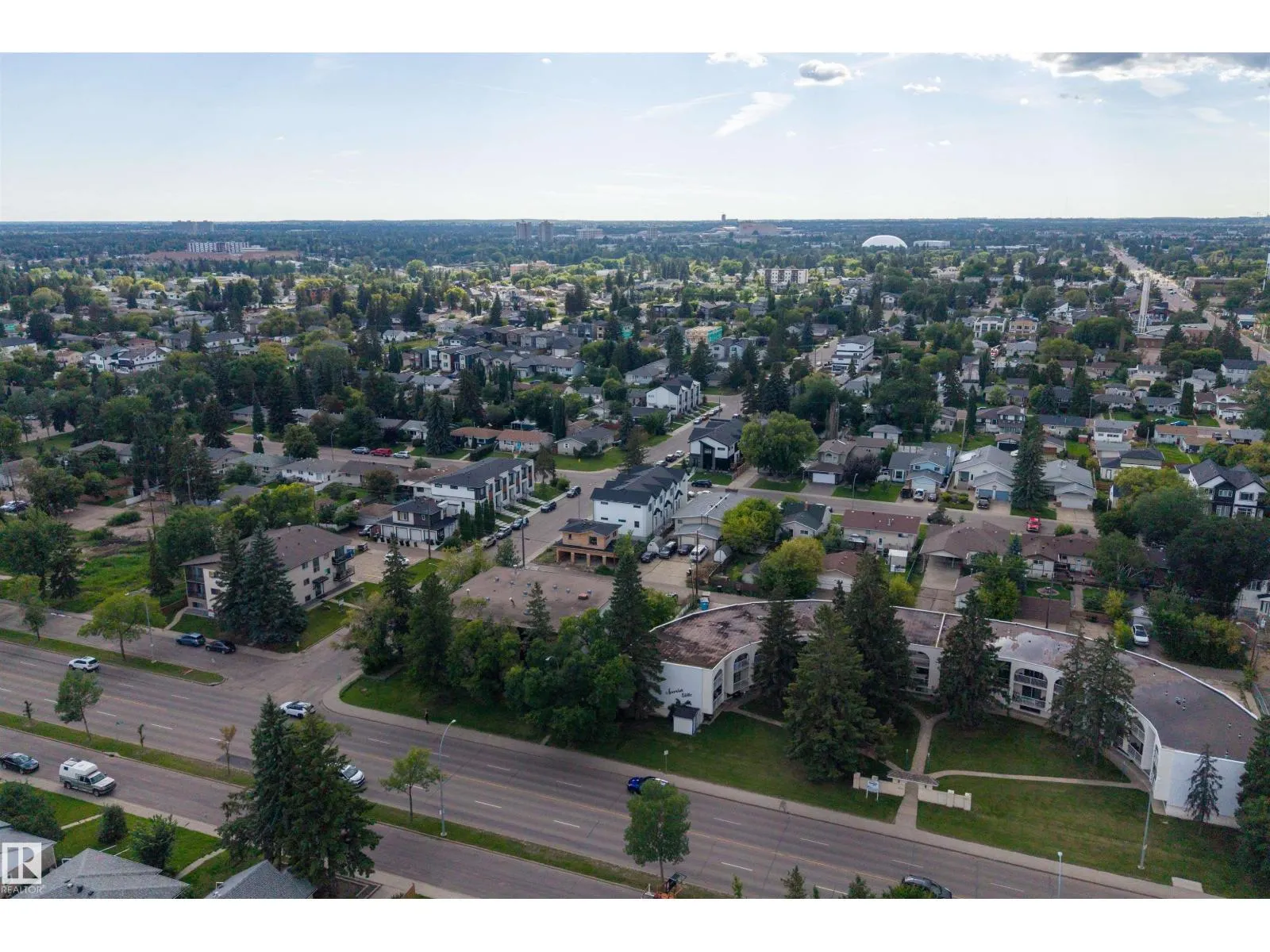 14930 94 AV NW