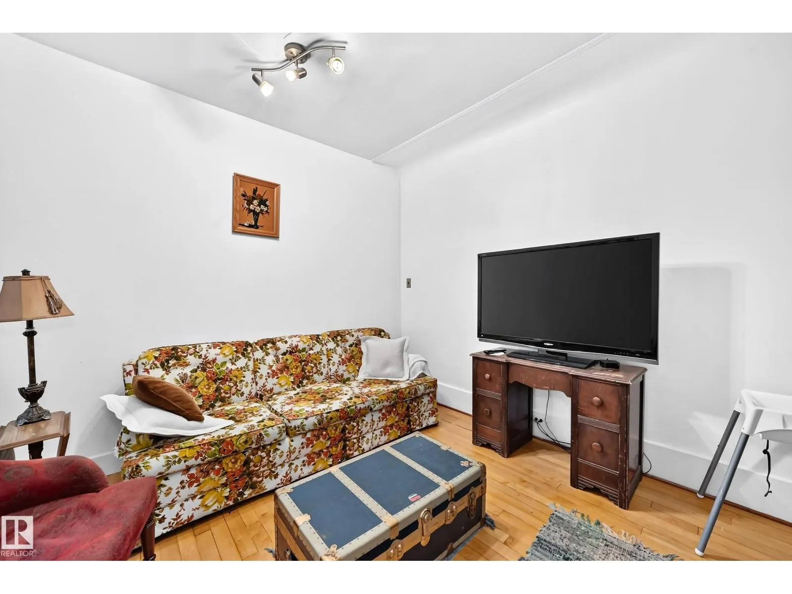 8630 108A ST NW