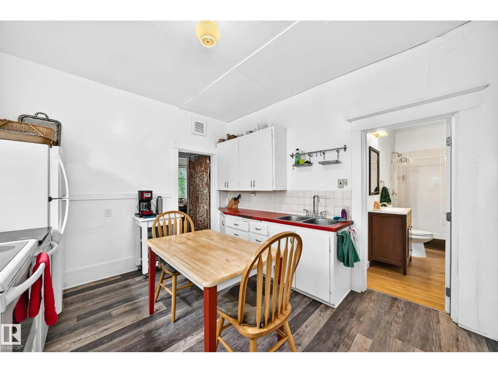 8630 108A ST NW
