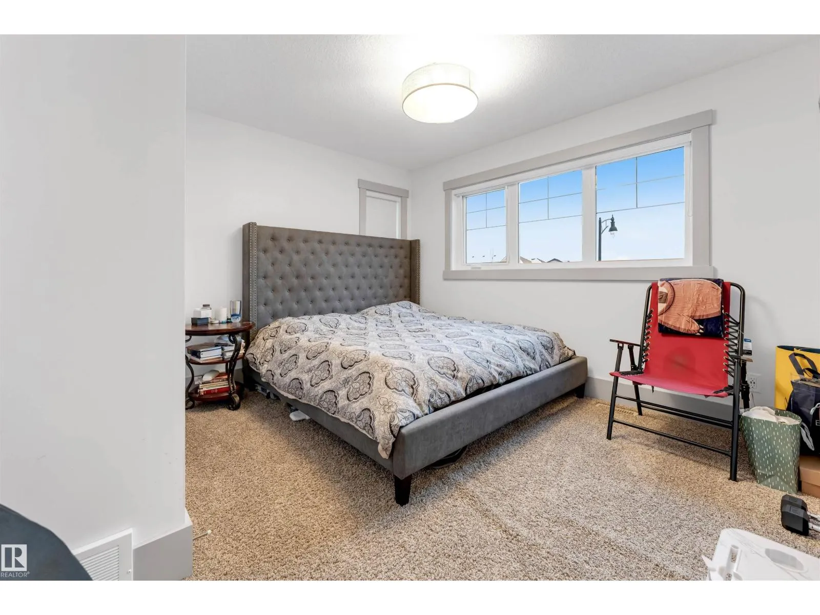656 180 ST SW SW