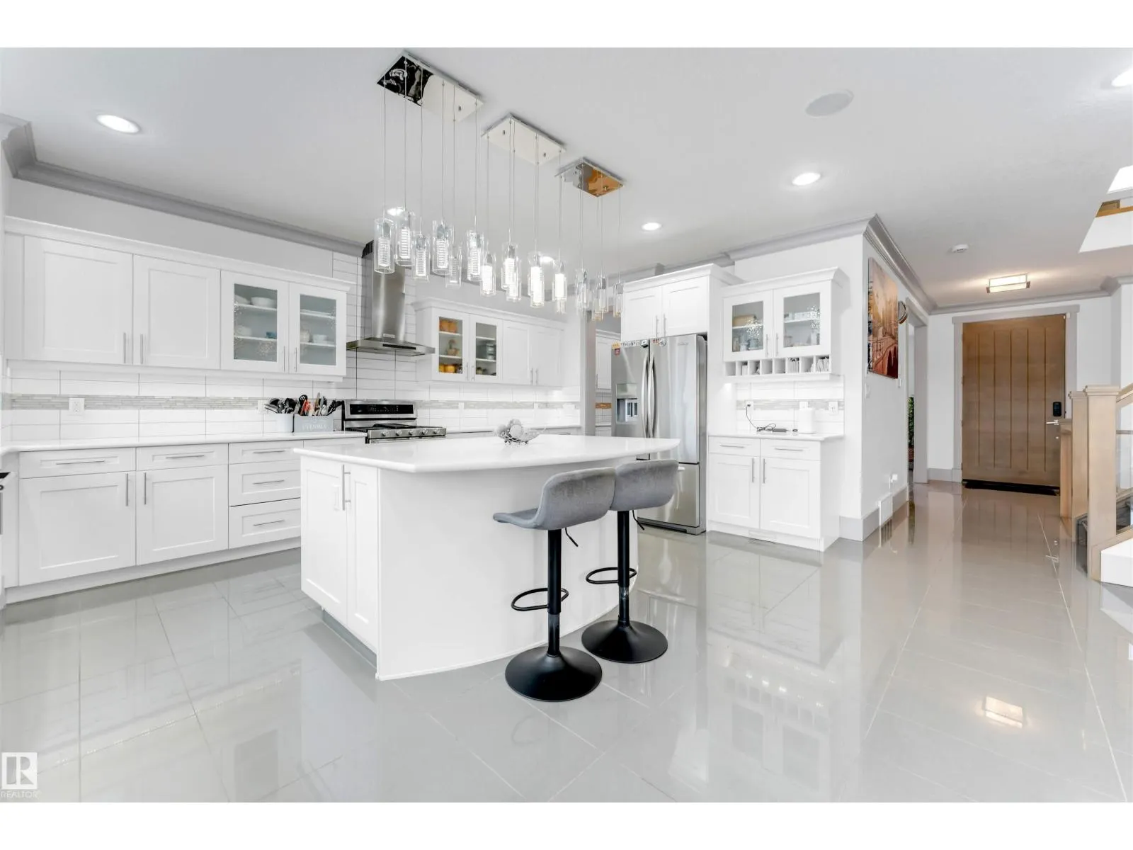 656 180 ST SW SW