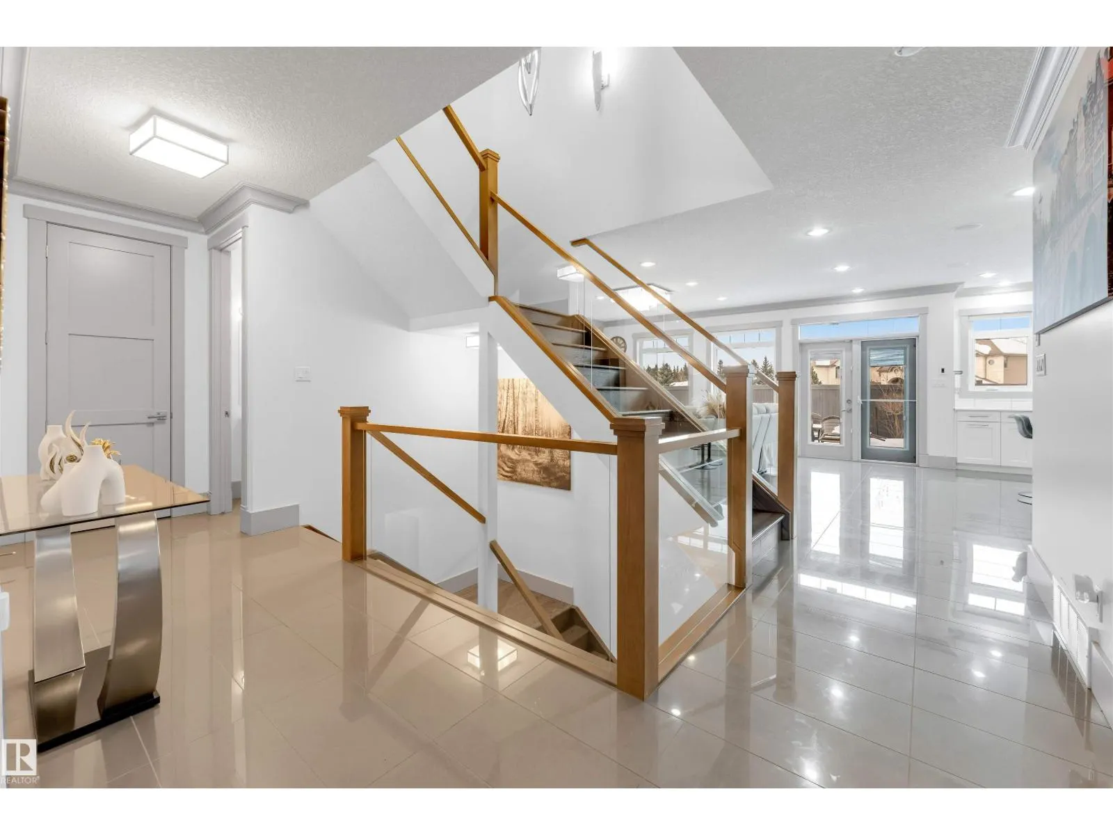 656 180 ST SW SW