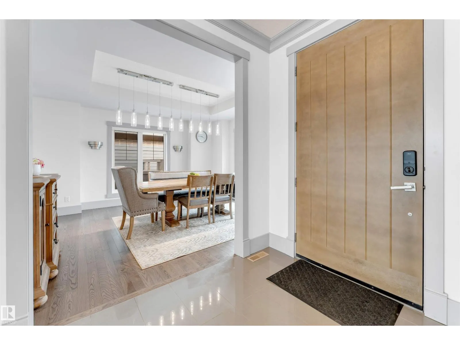 656 180 ST SW SW