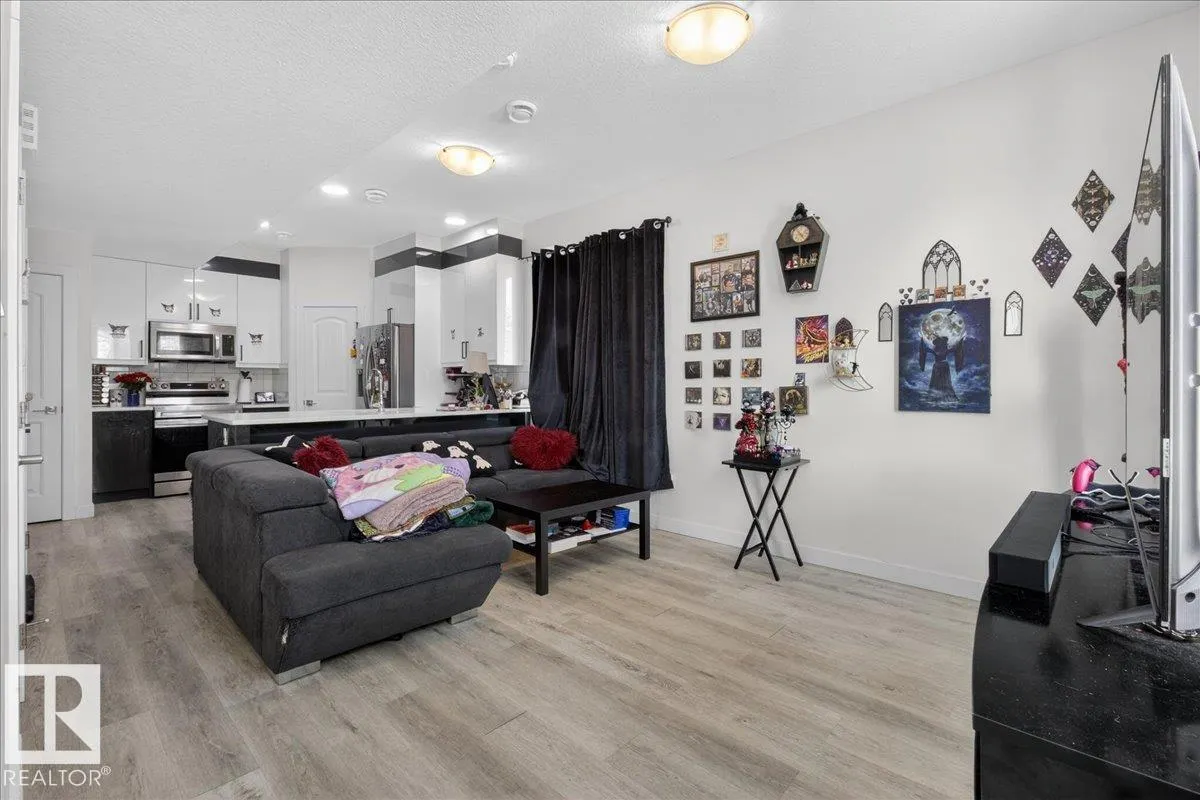 #1 11616 82 ST NW
