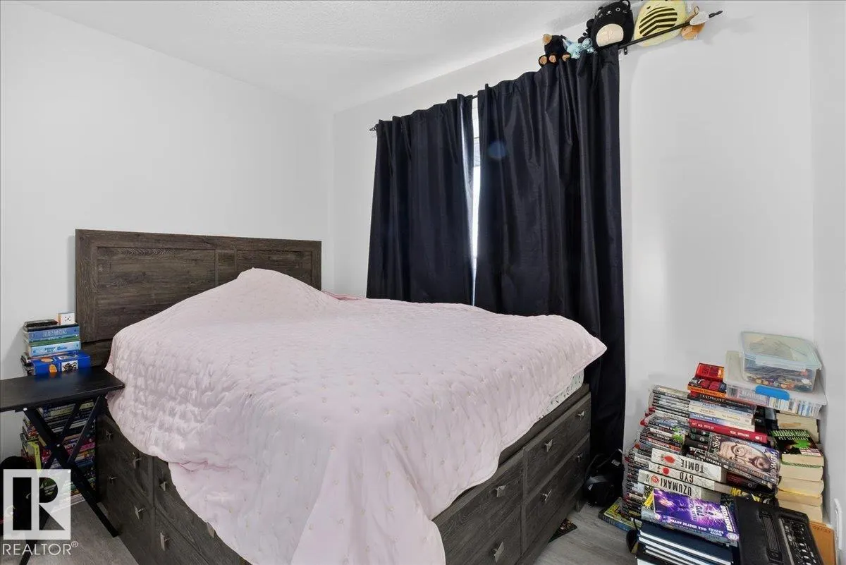 #1 11616 82 ST NW