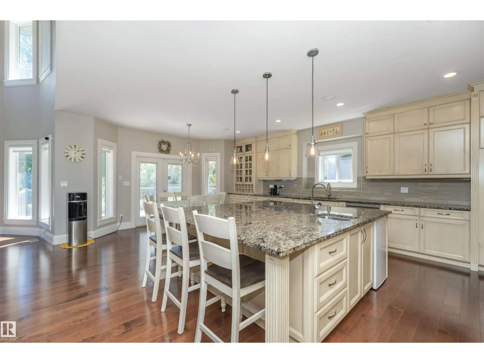 3503 WATSON PT SW
