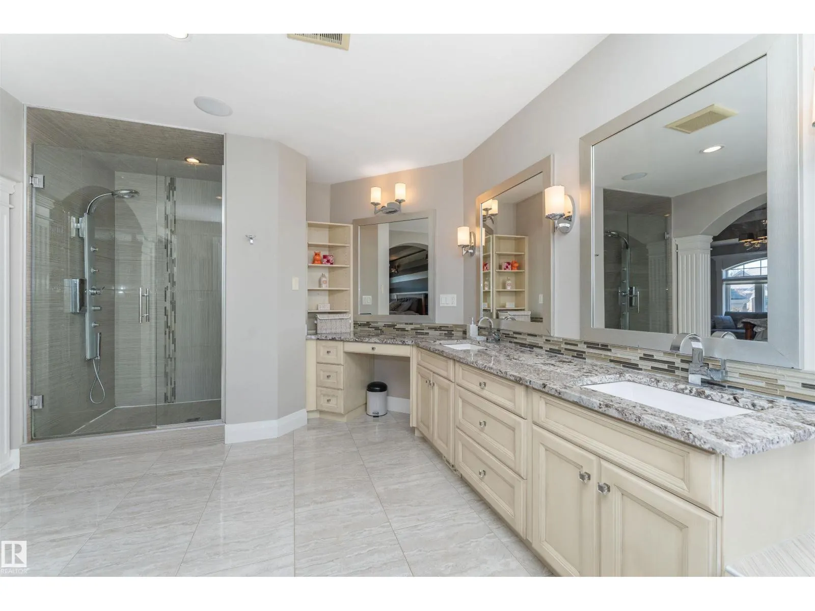 3503 WATSON PT SW