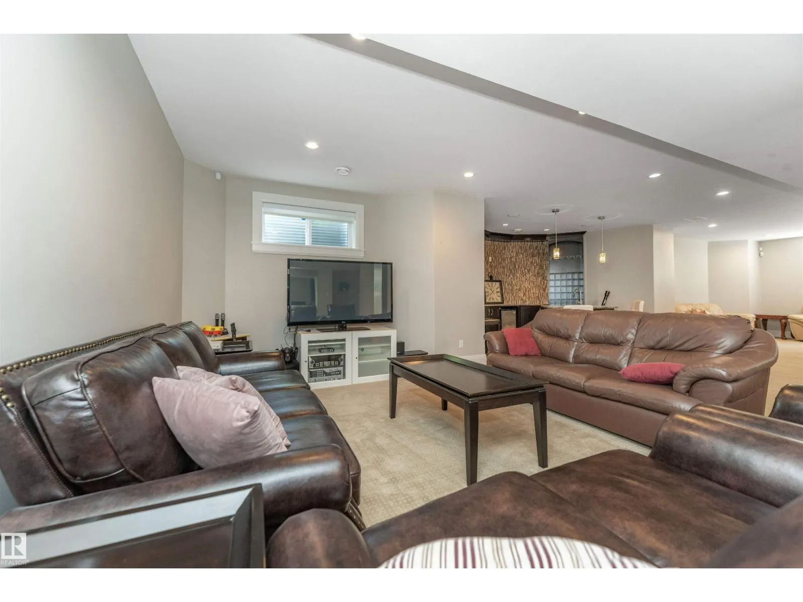 3503 WATSON PT SW