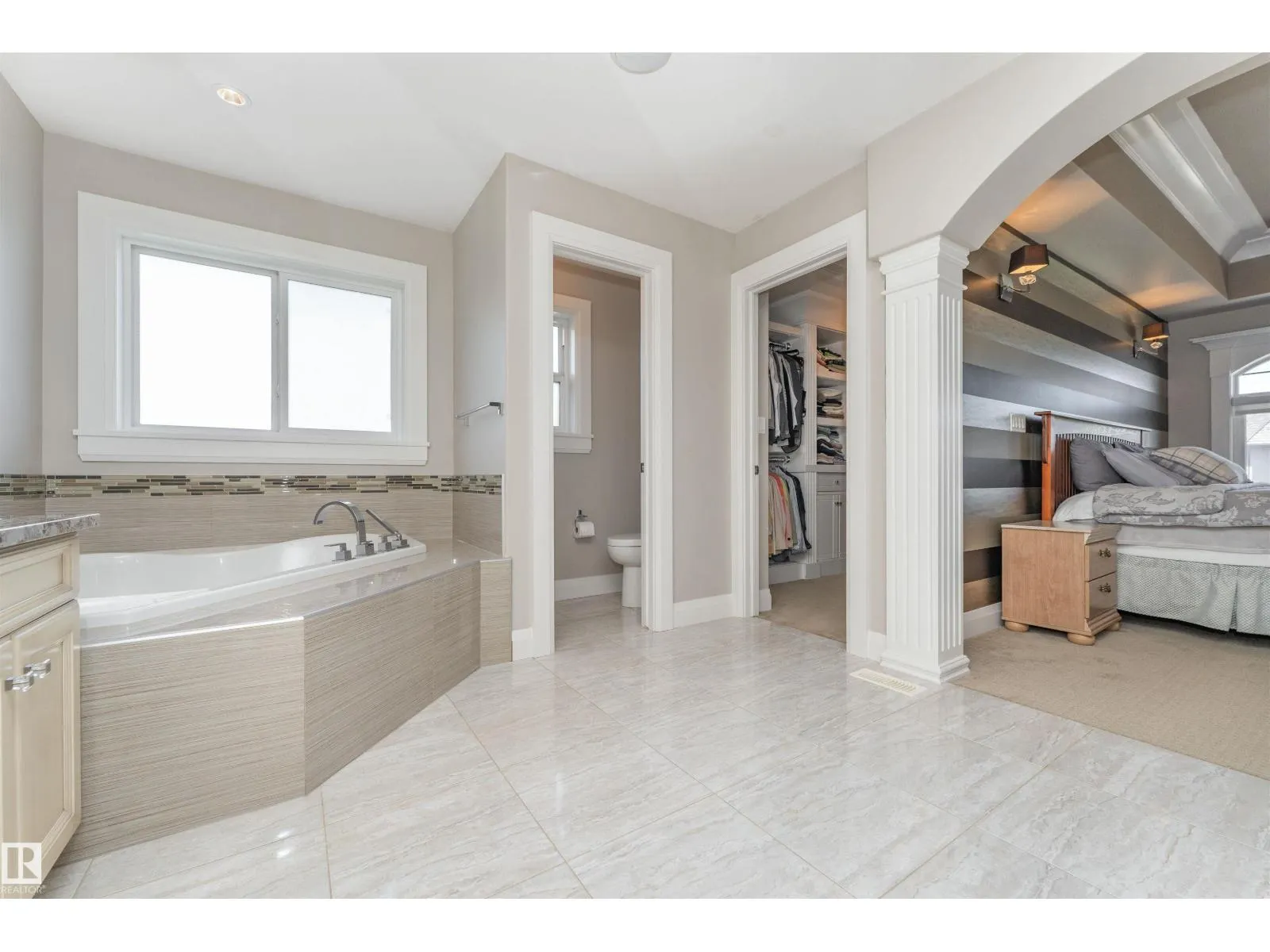3503 WATSON PT SW