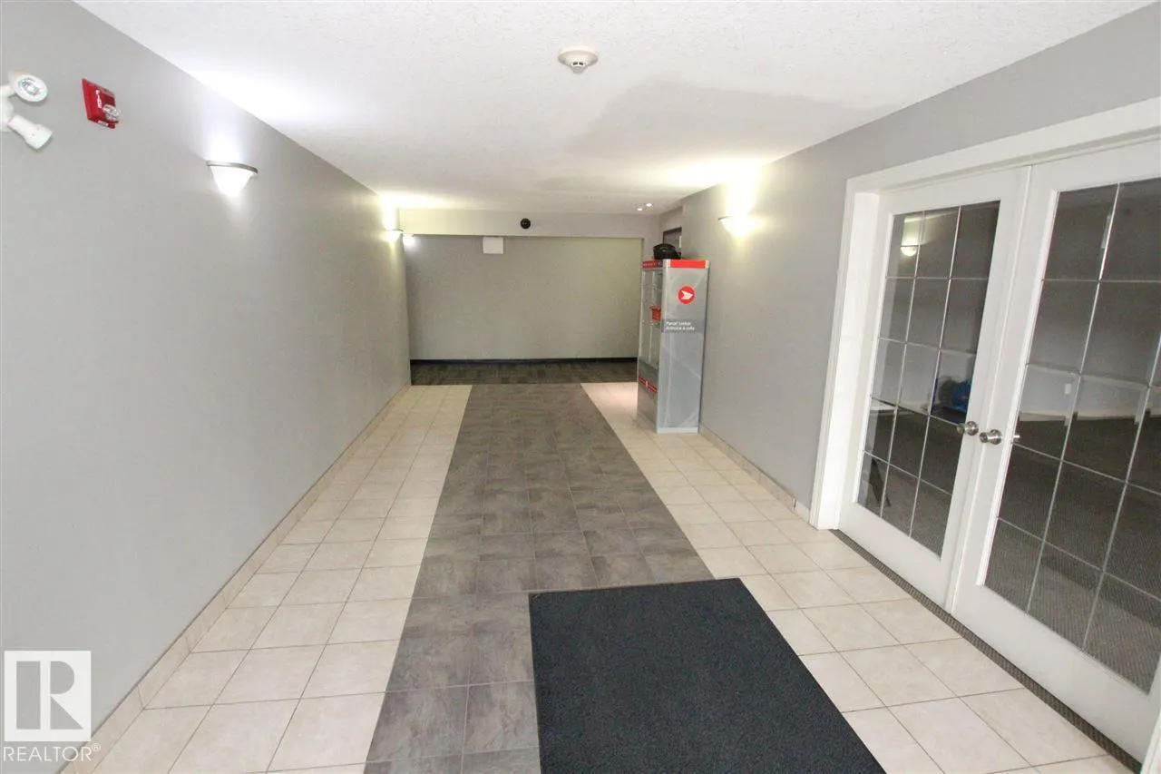 #106 4903 47 AV