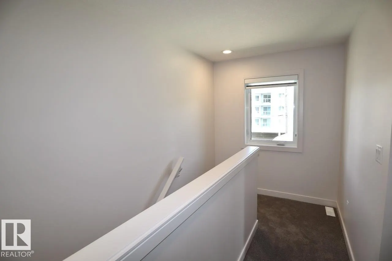 10820 86 AV NW NW