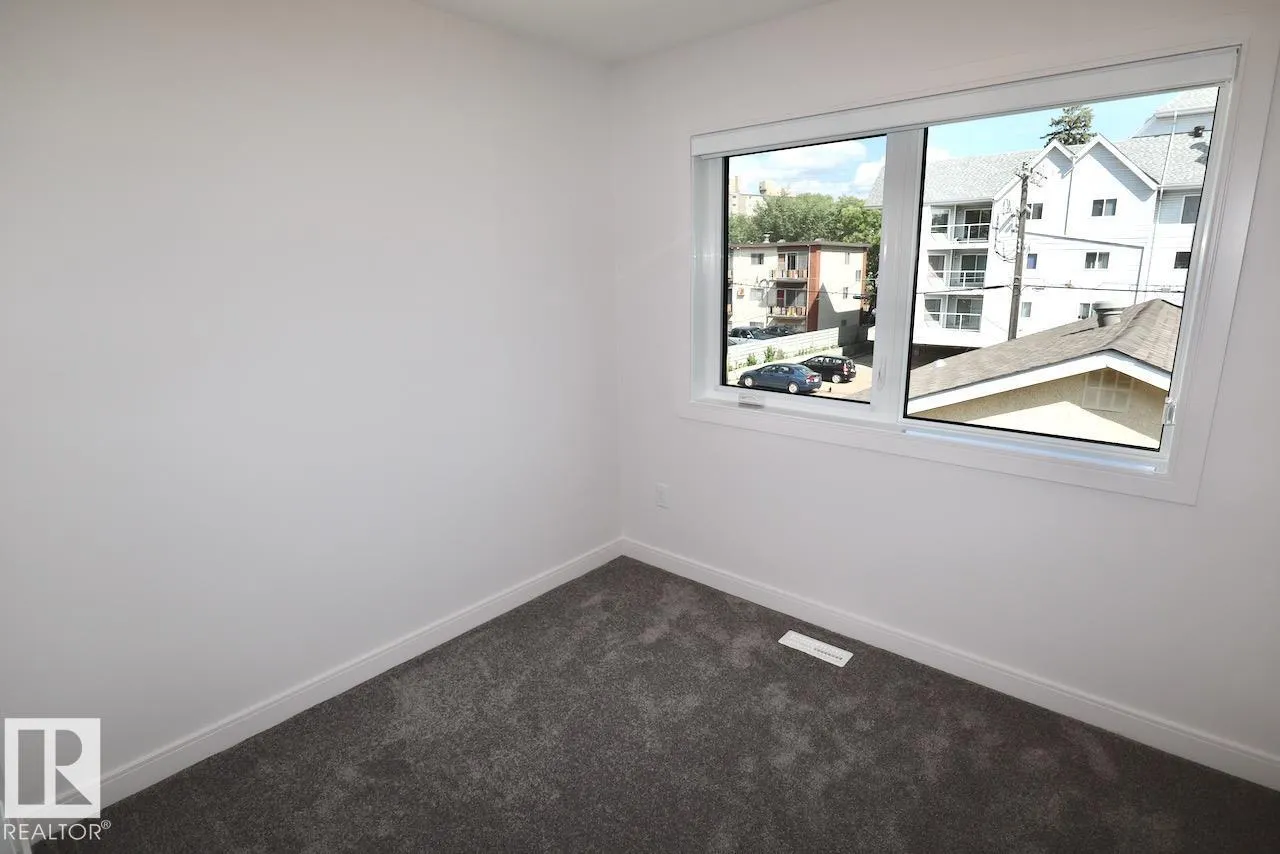 10820 86 AV NW NW