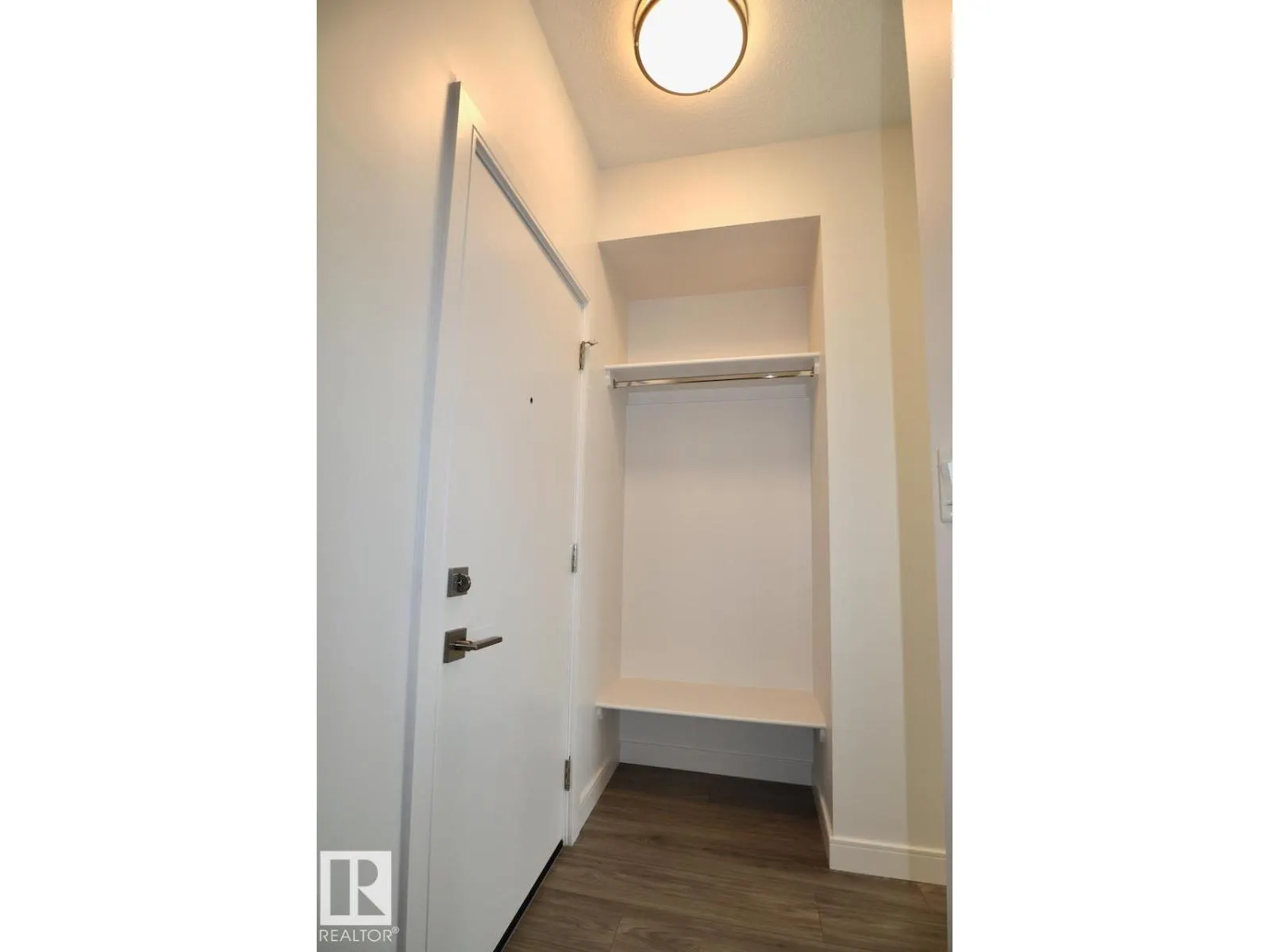 10820 86 AV NW NW