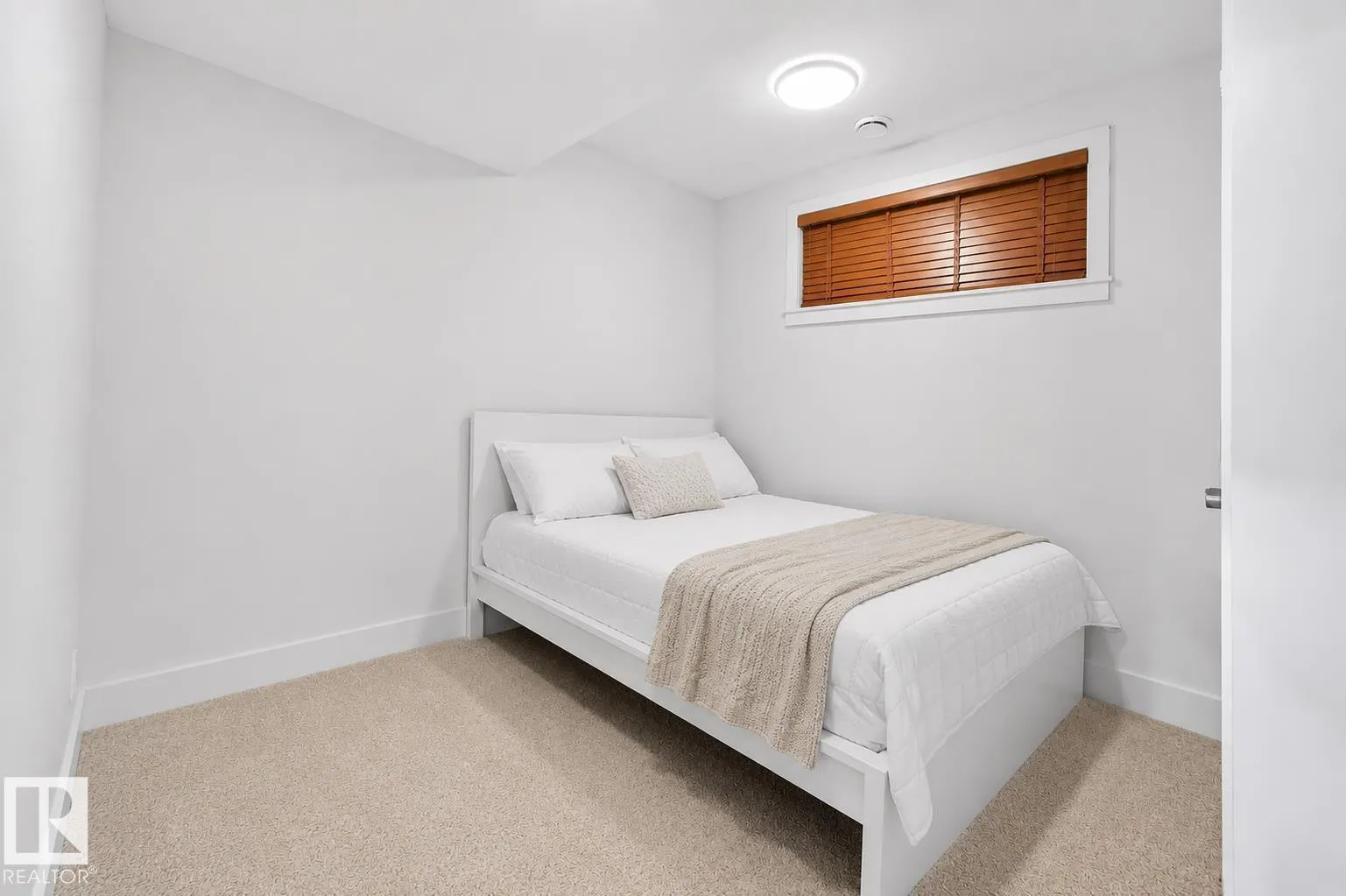 12620 106 AV NW