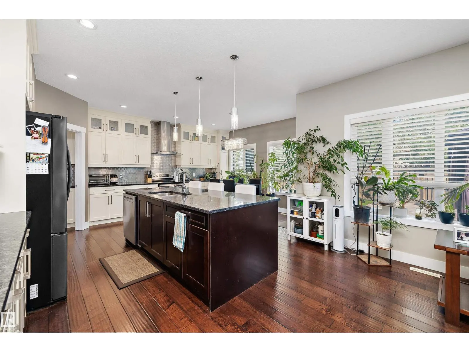 967 175 ST SW