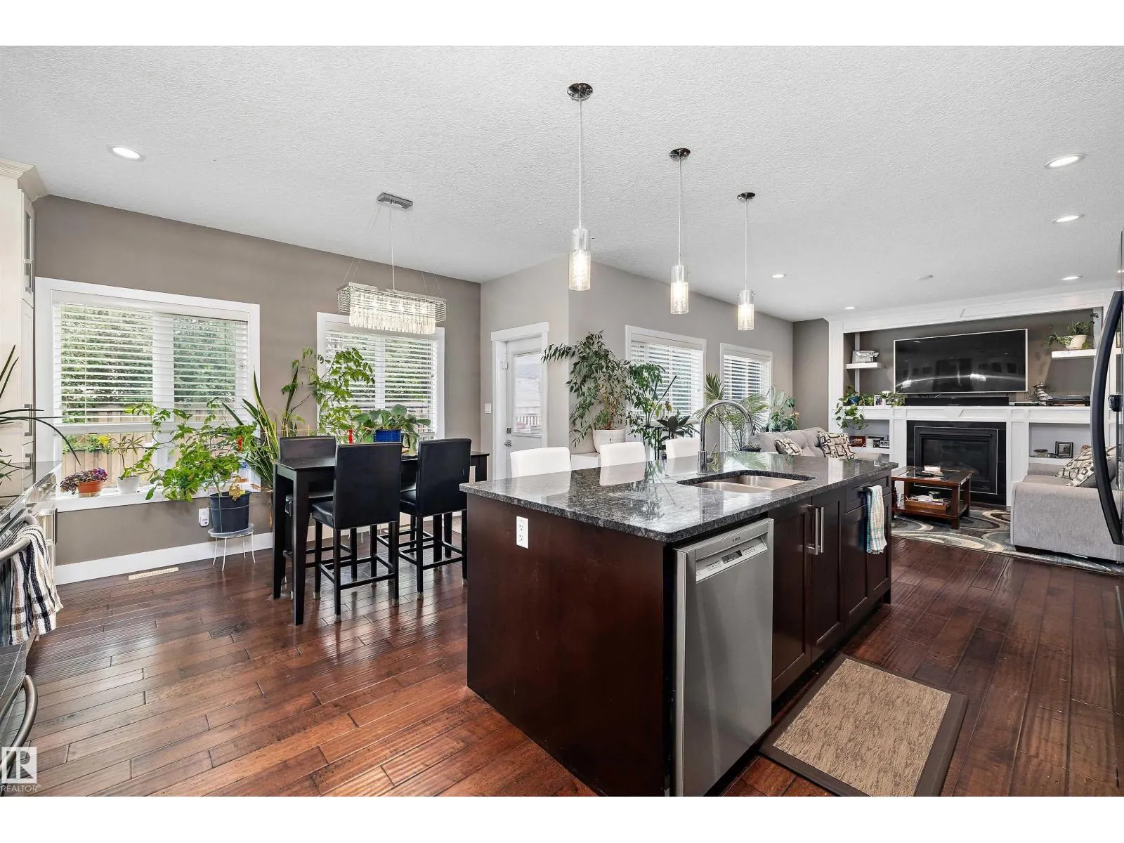 967 175 ST SW