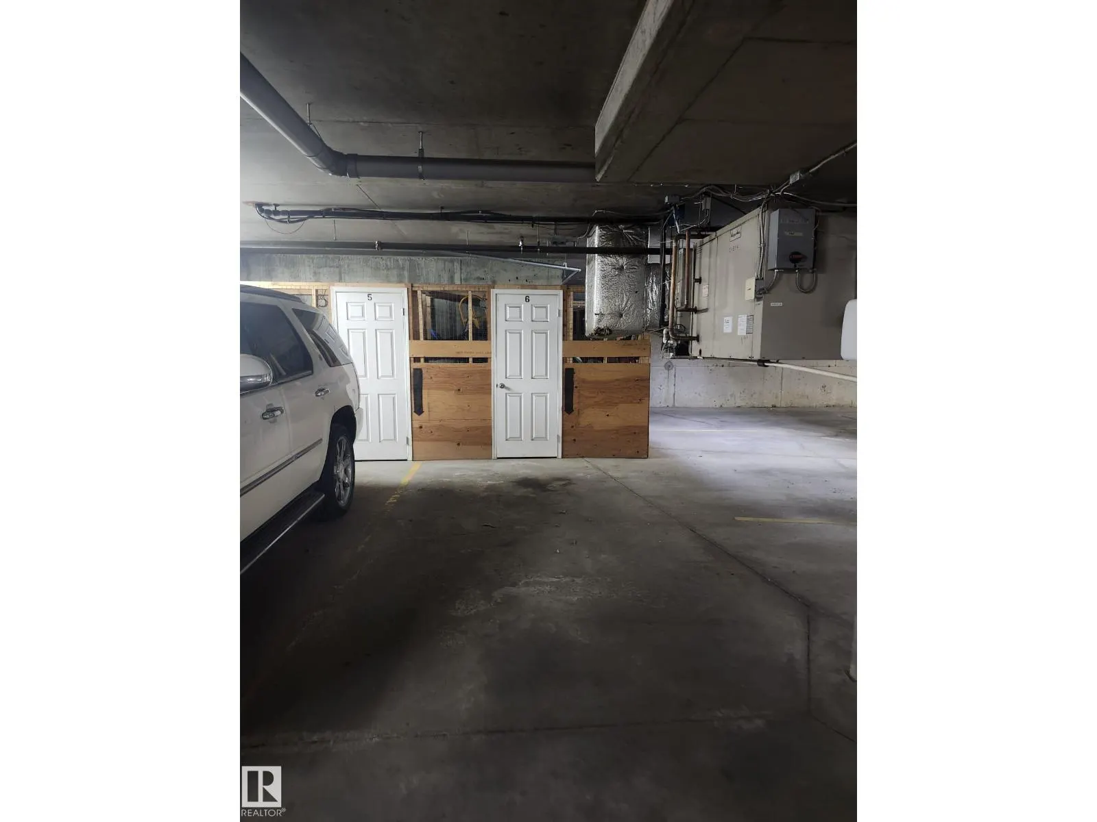 #410 13625 34 ST NW