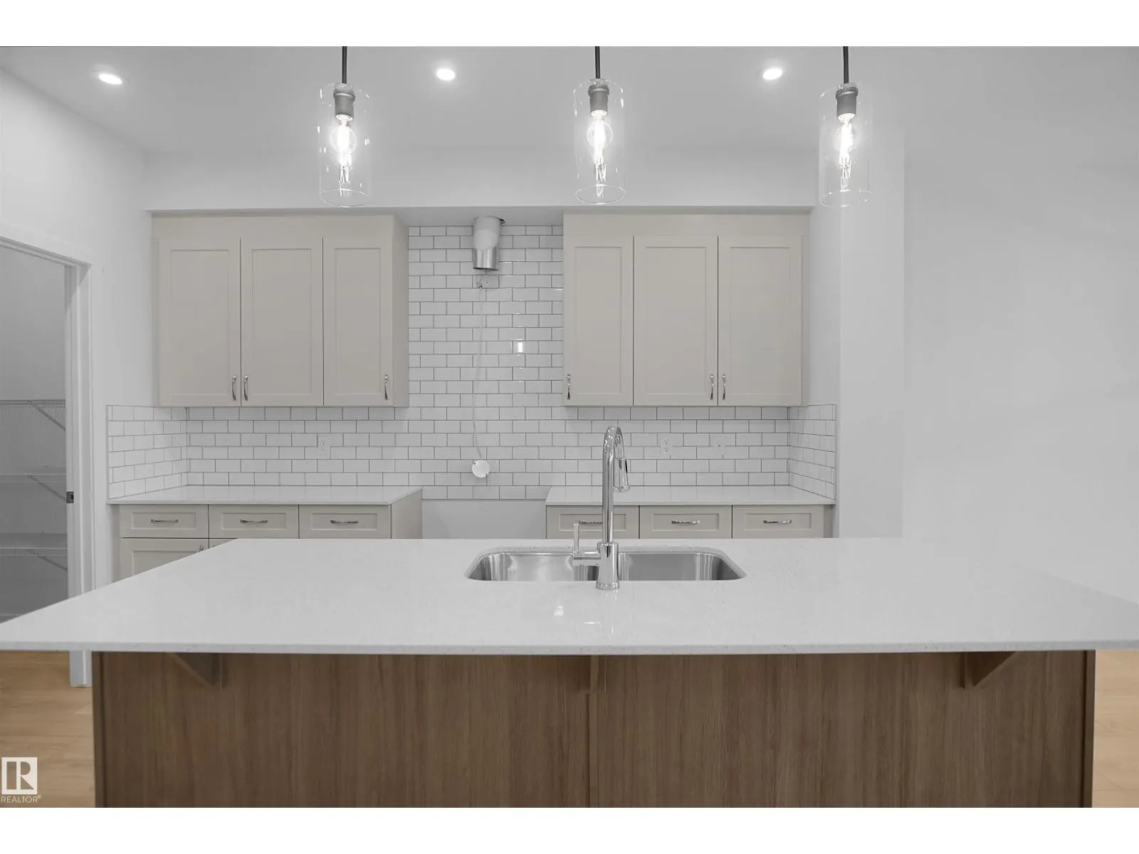 1748 WESTERRA WD