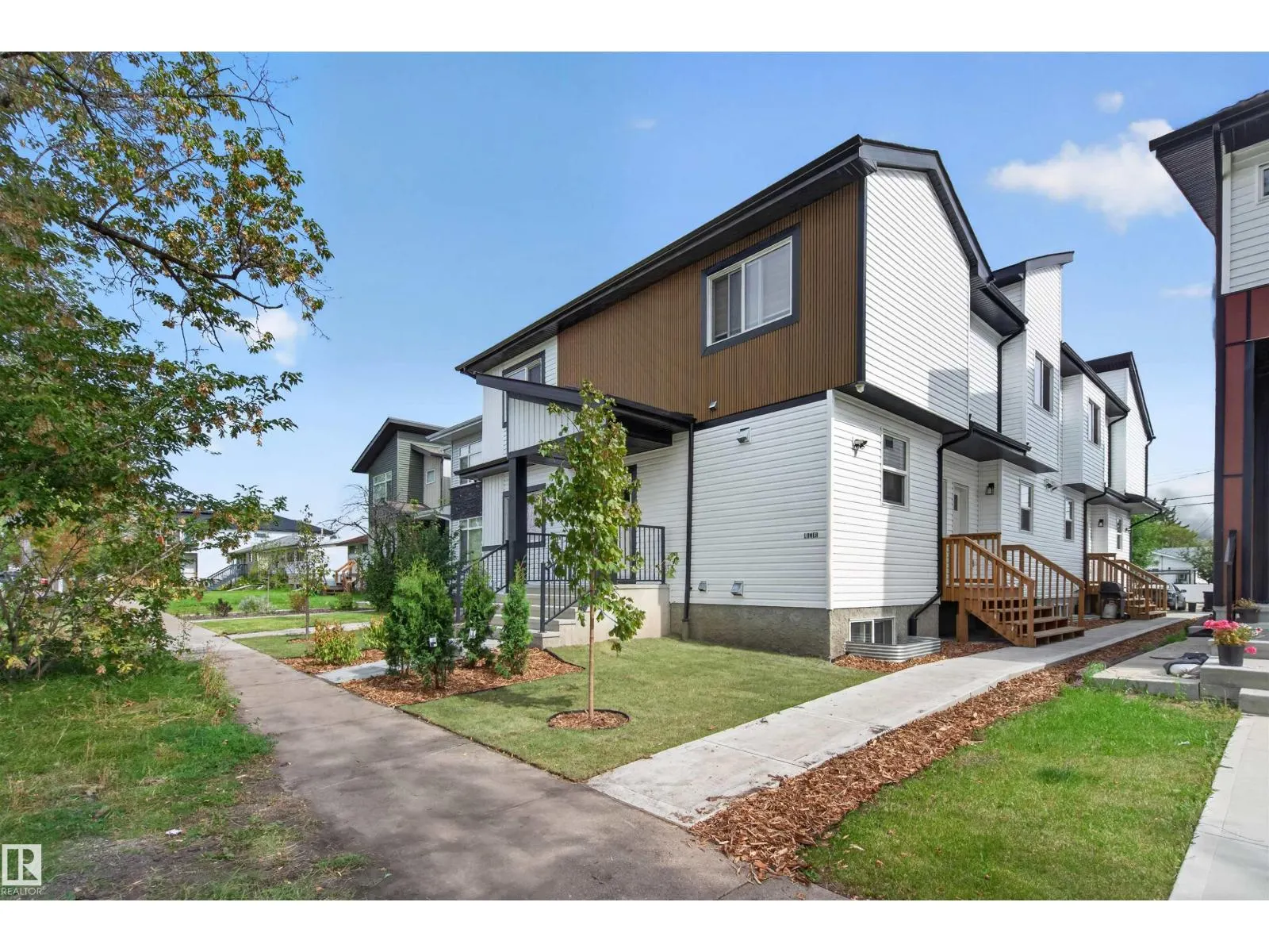 10915 159 ST NW