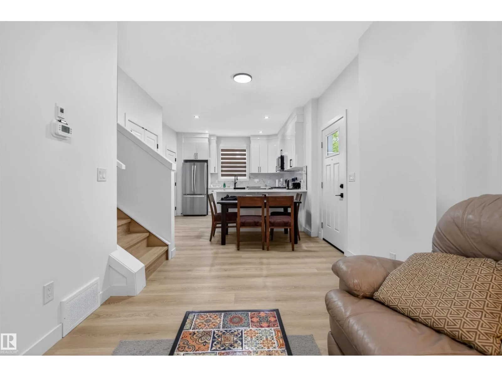 10915 159 ST NW