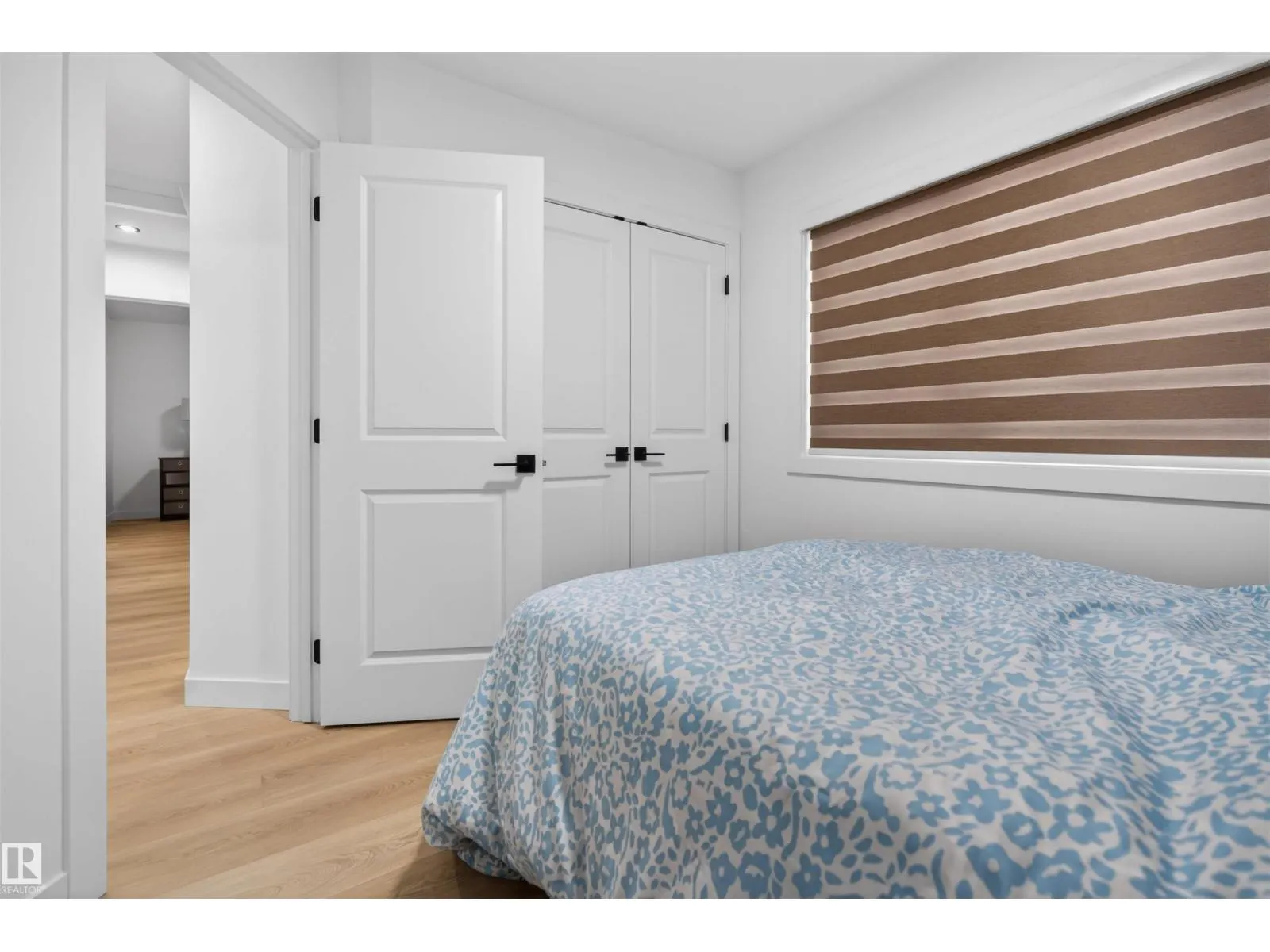 10915 159 ST NW