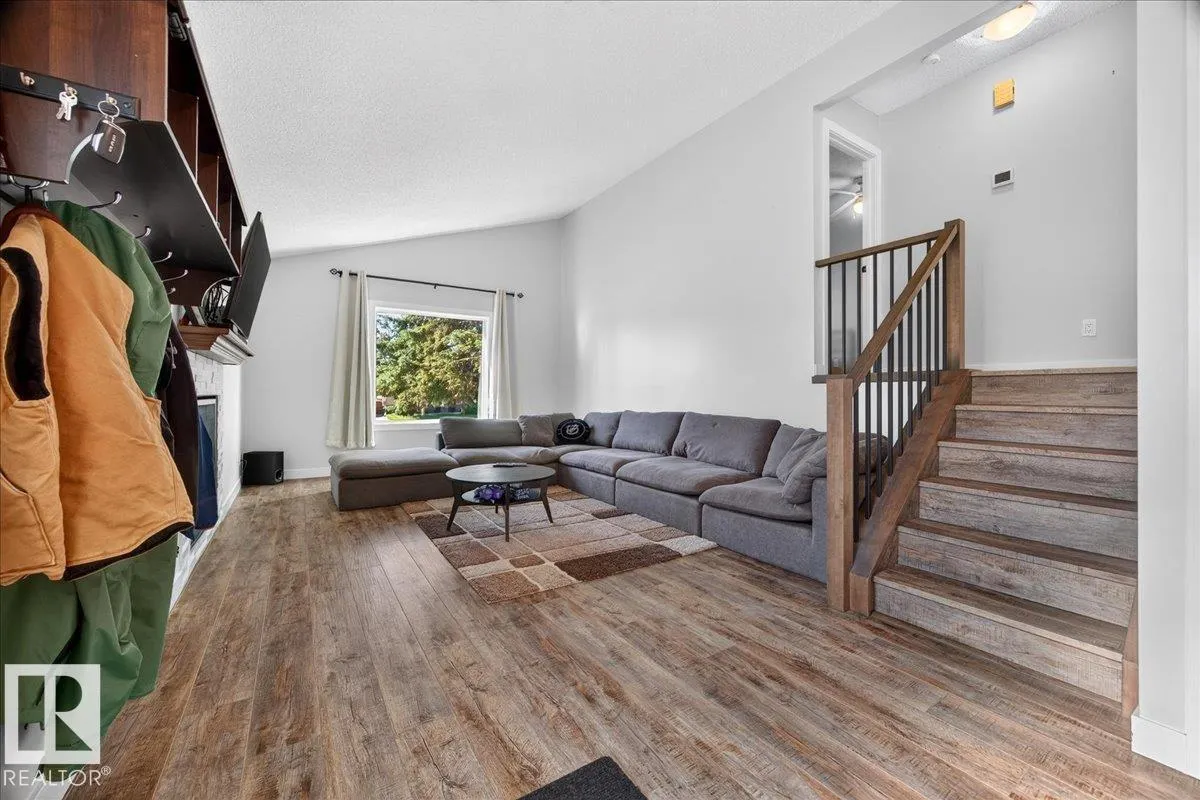 39 MCNABB CR
