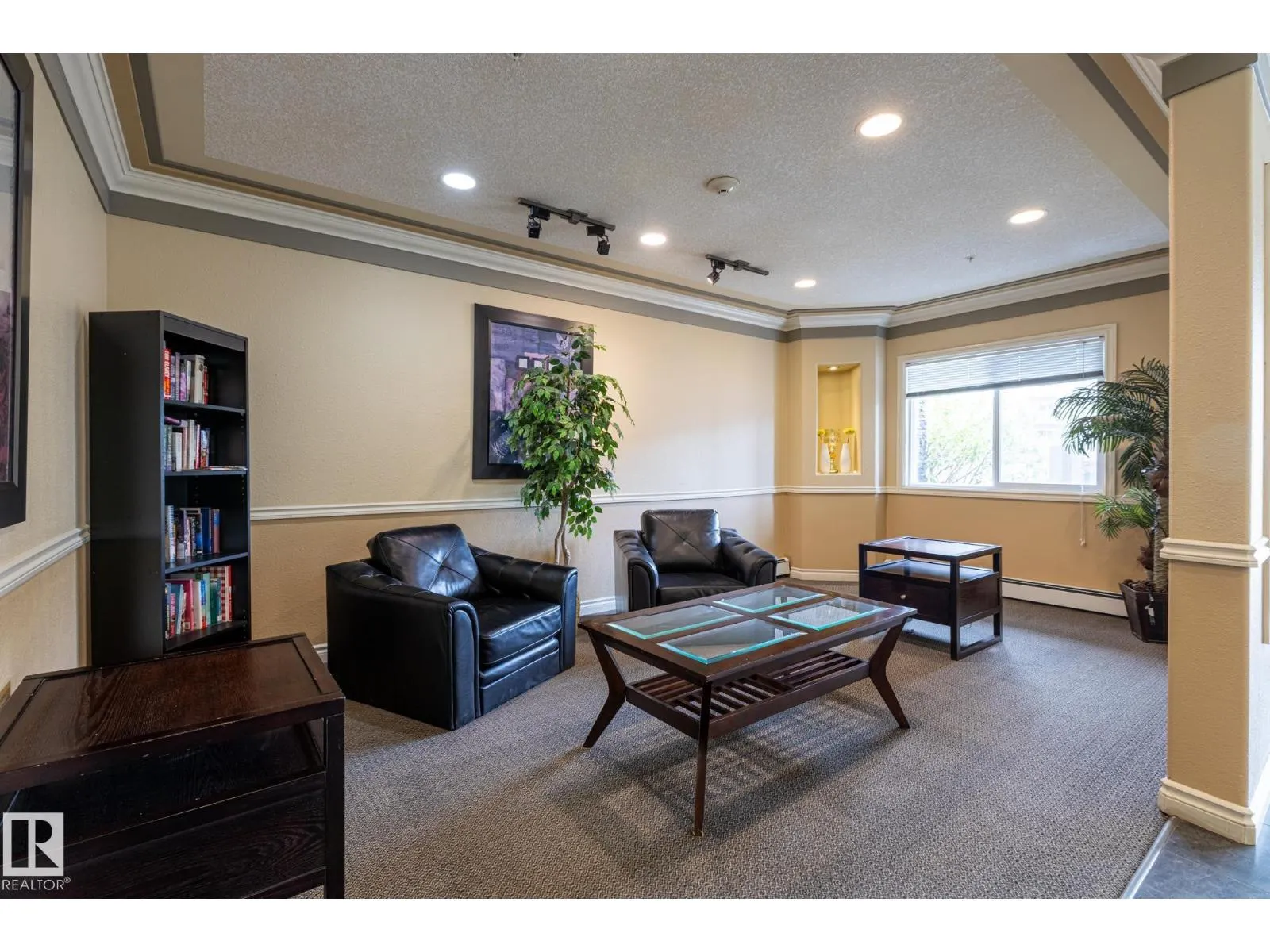 #132 50 Woodsmere Close