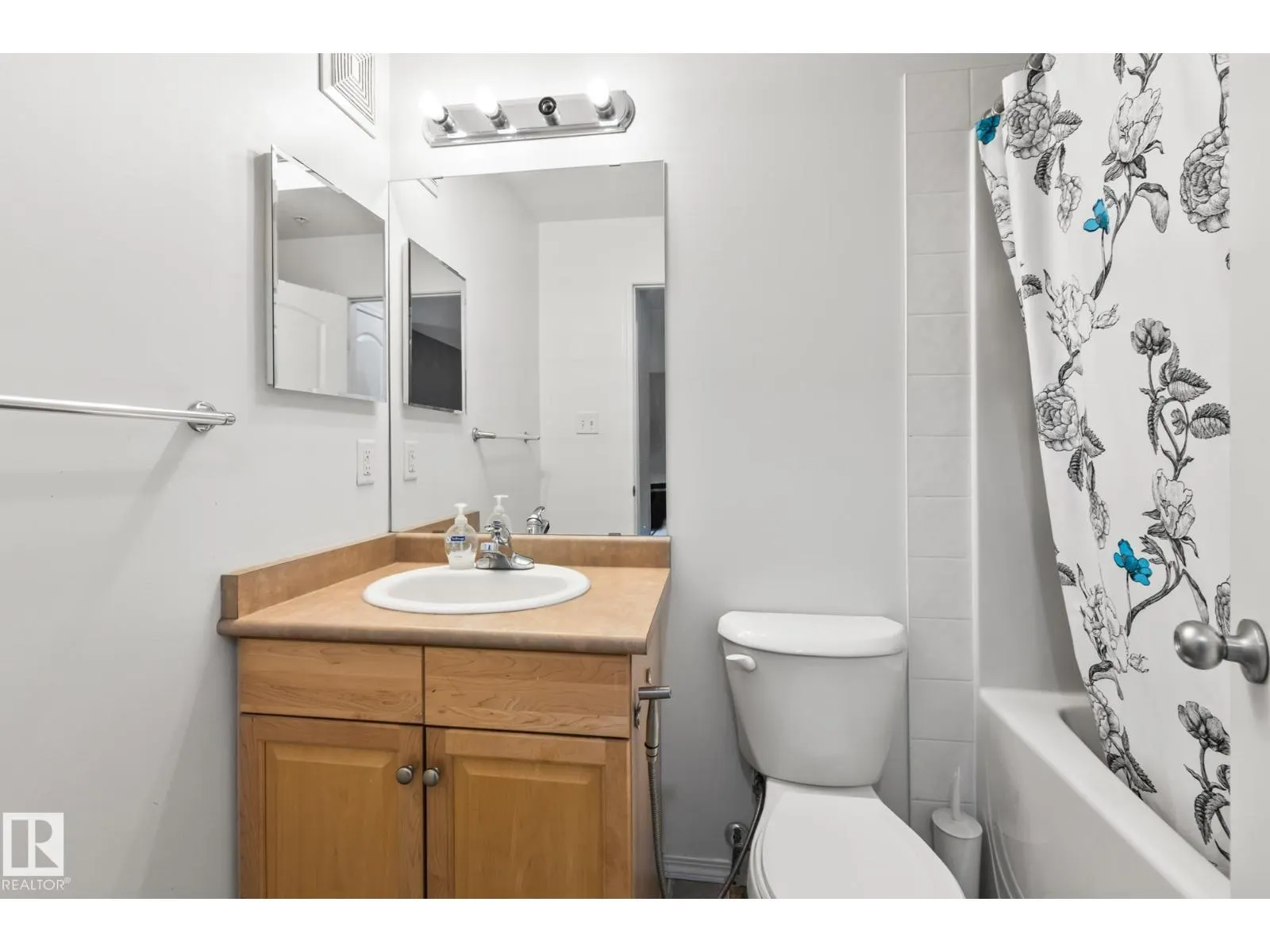 #132 50 Woodsmere Close