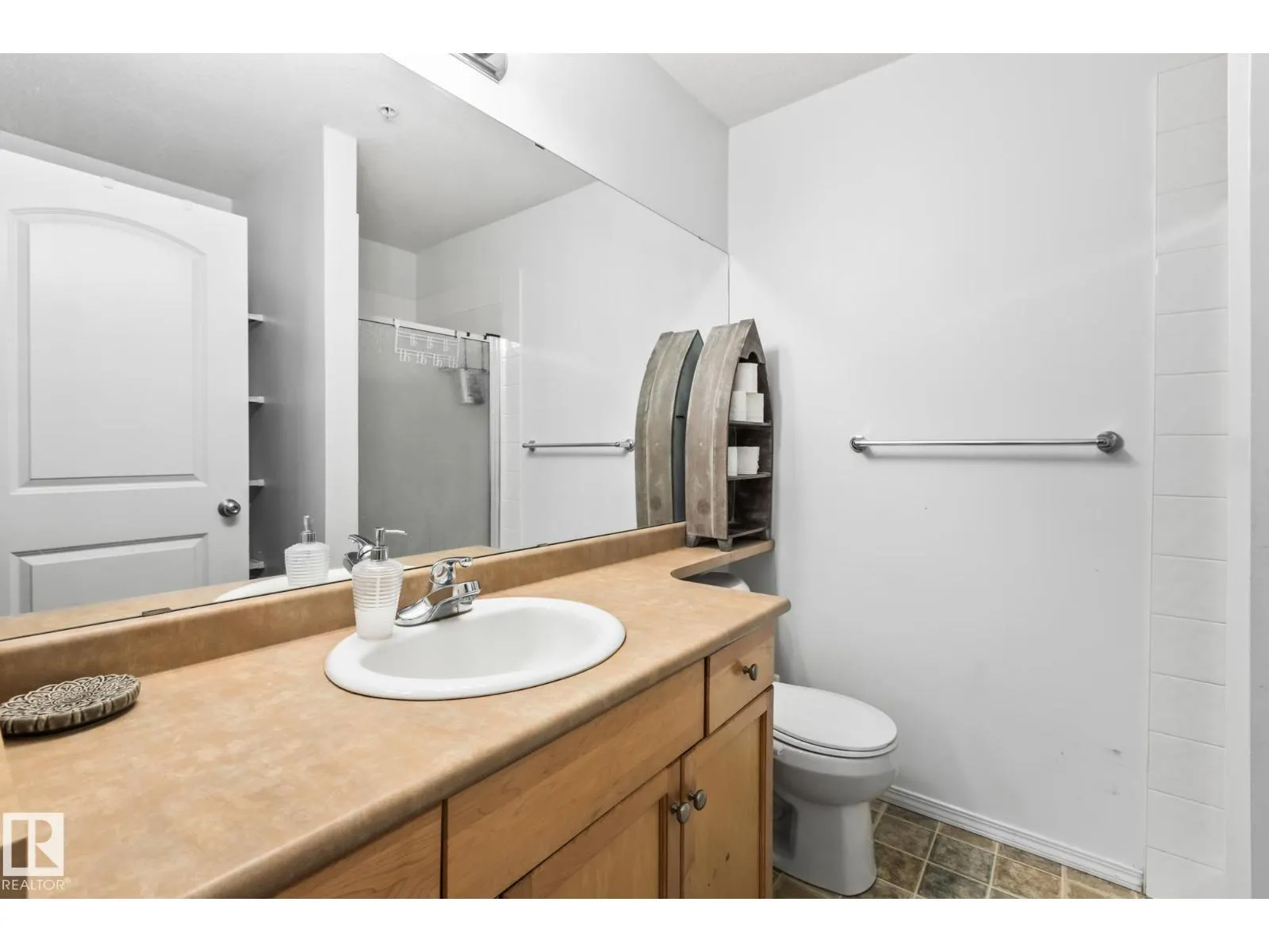 #132 50 Woodsmere Close