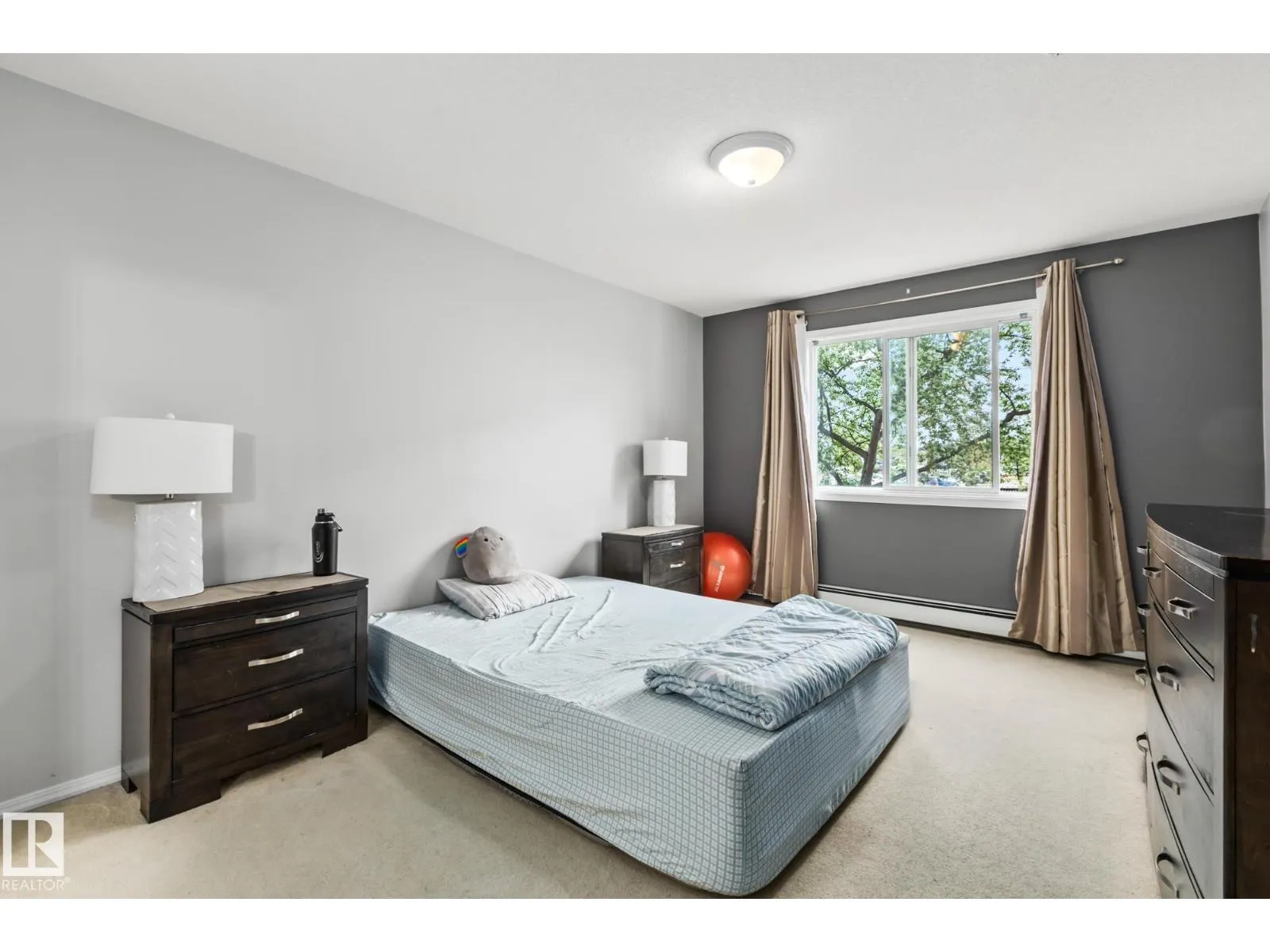 #132 50 Woodsmere Close
