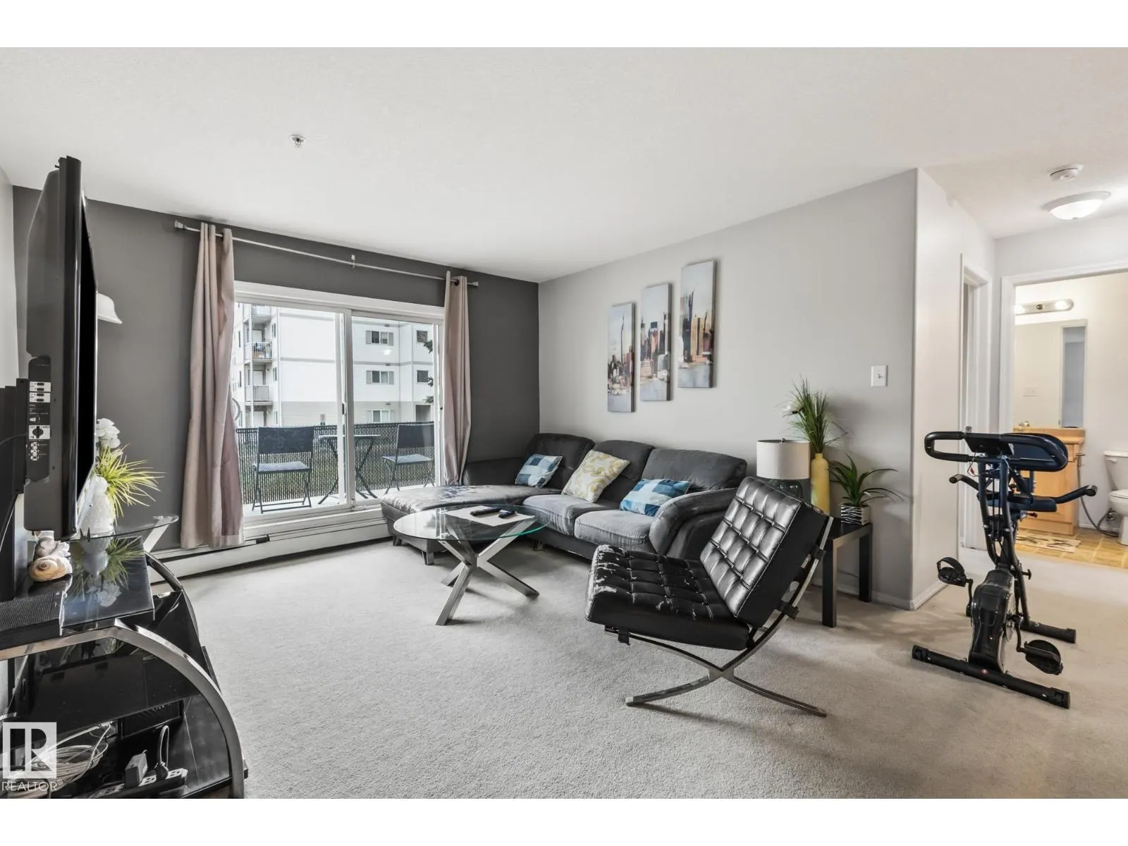 #132 50 Woodsmere Close