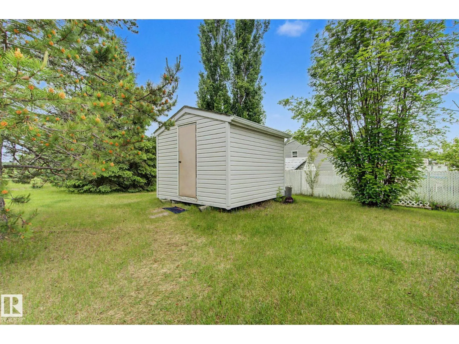 #179 3400 48 ST