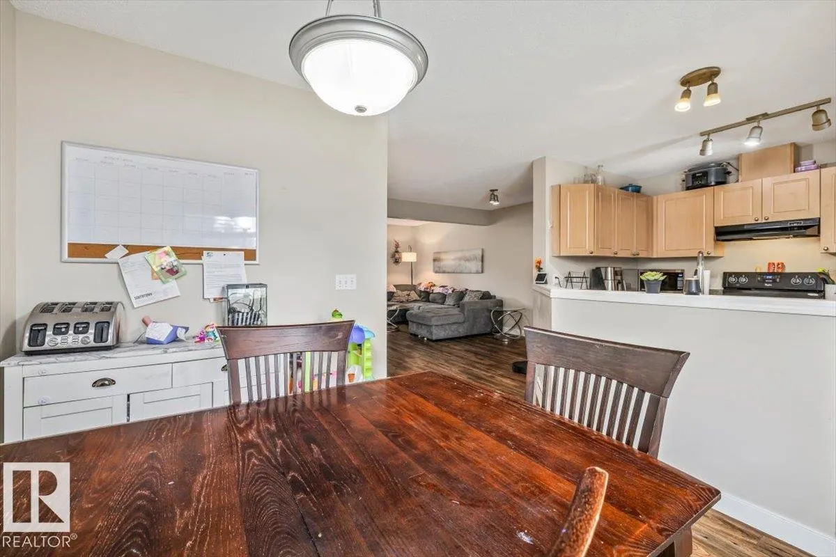 4744 TERWILLEGAR CM NW