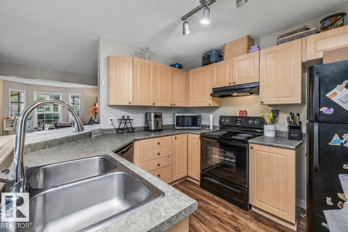 4744 TERWILLEGAR CM NW