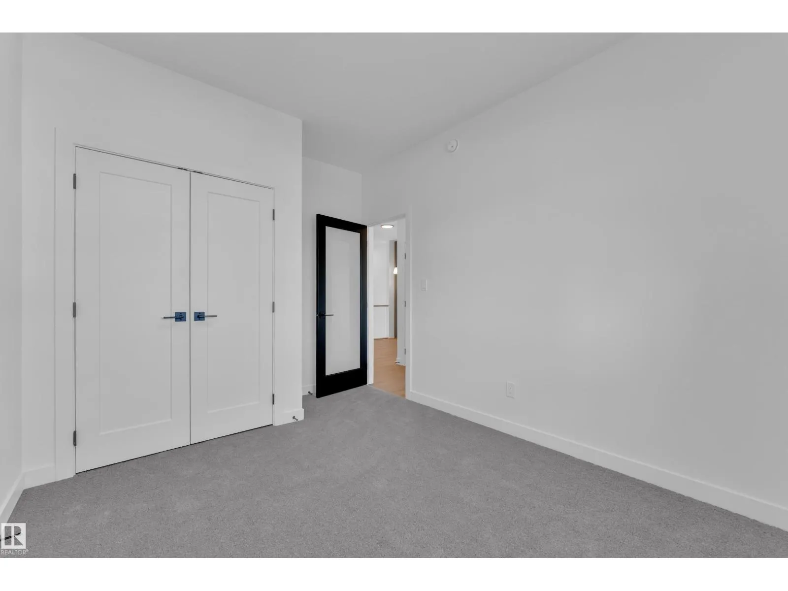 3 Grayson GR