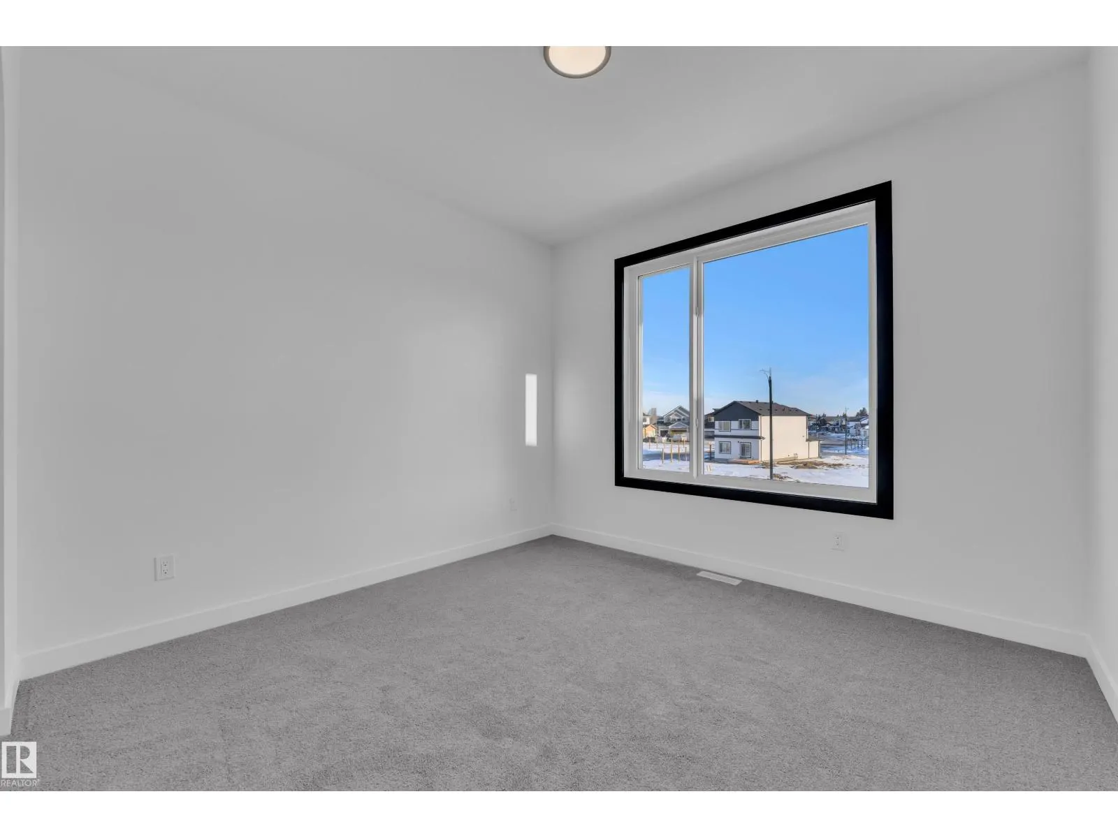 3 Grayson GR