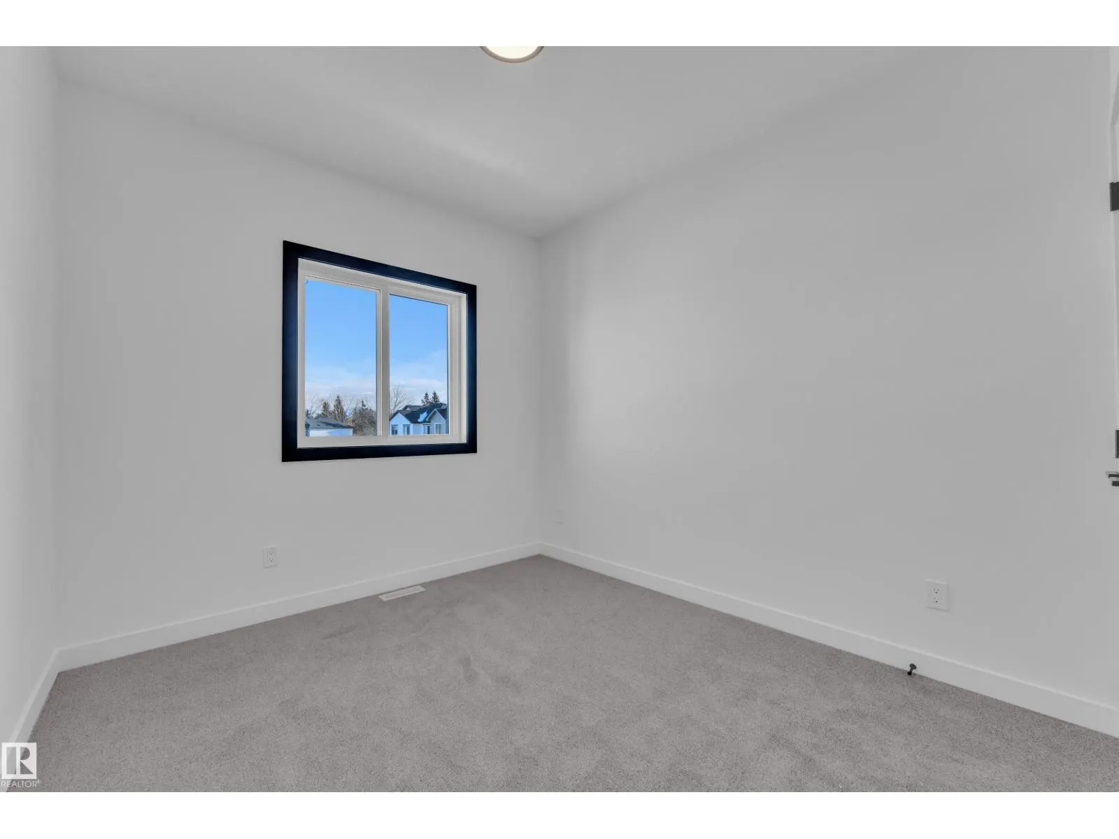 5 Grayson GR